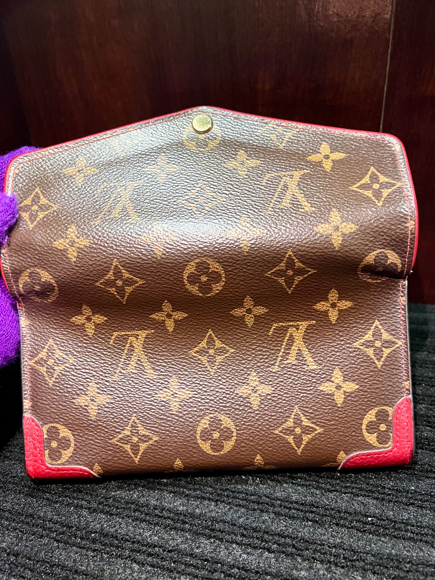 SARA WALLET MONO