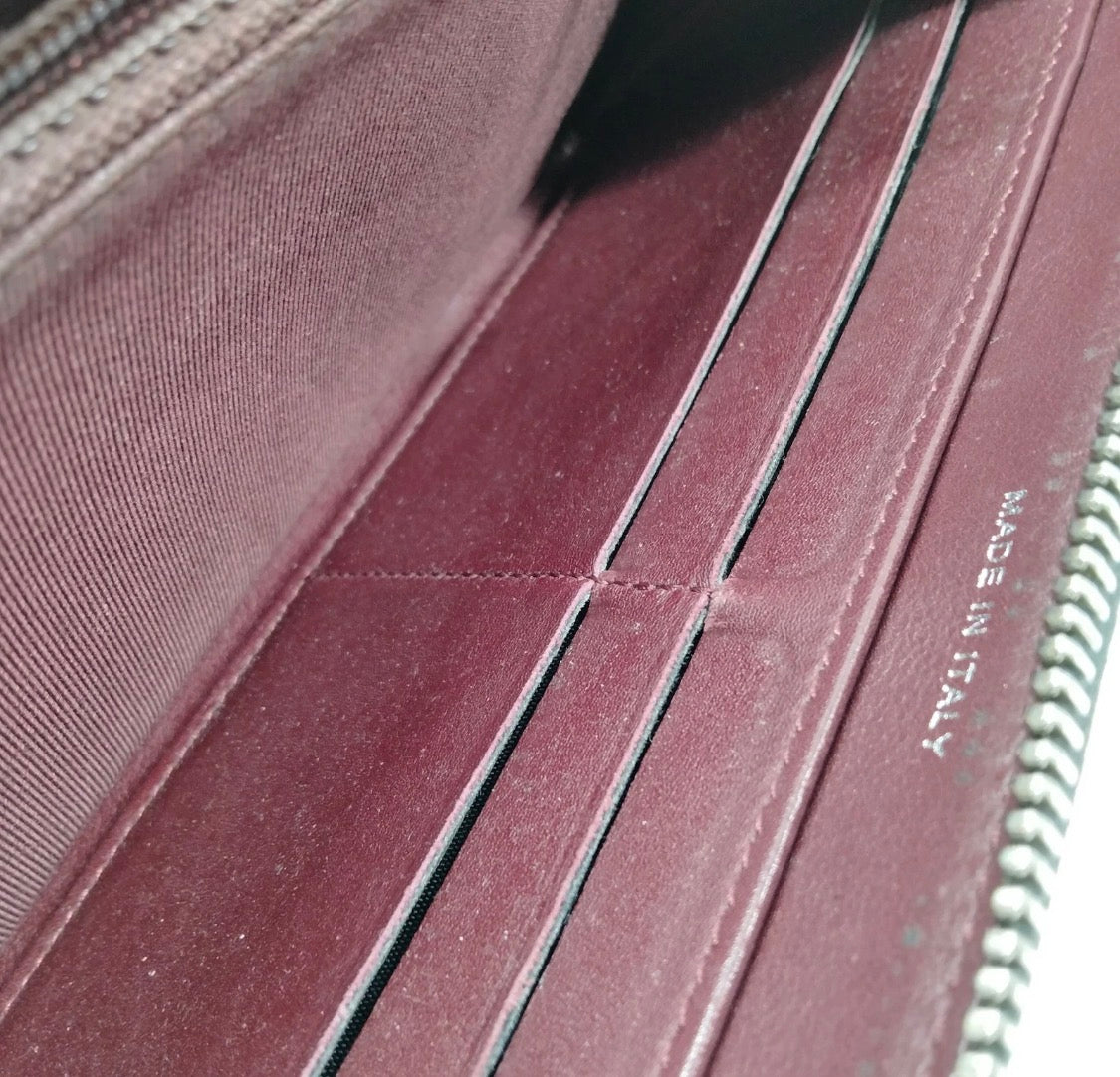 ZIPPY CAVIAR LONG WALLET SILVER GHW