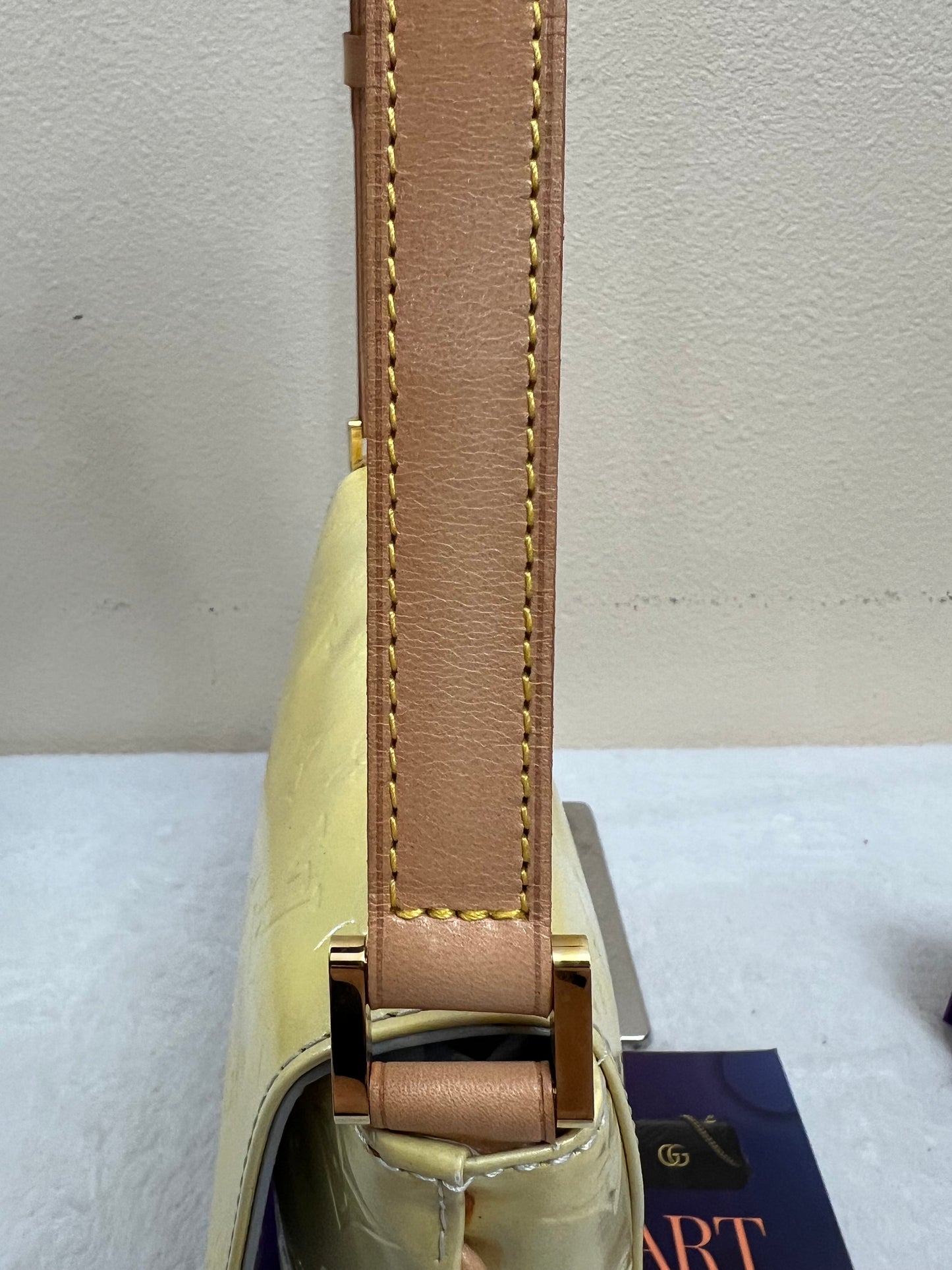 THOMPSON VERNIS YELLOW