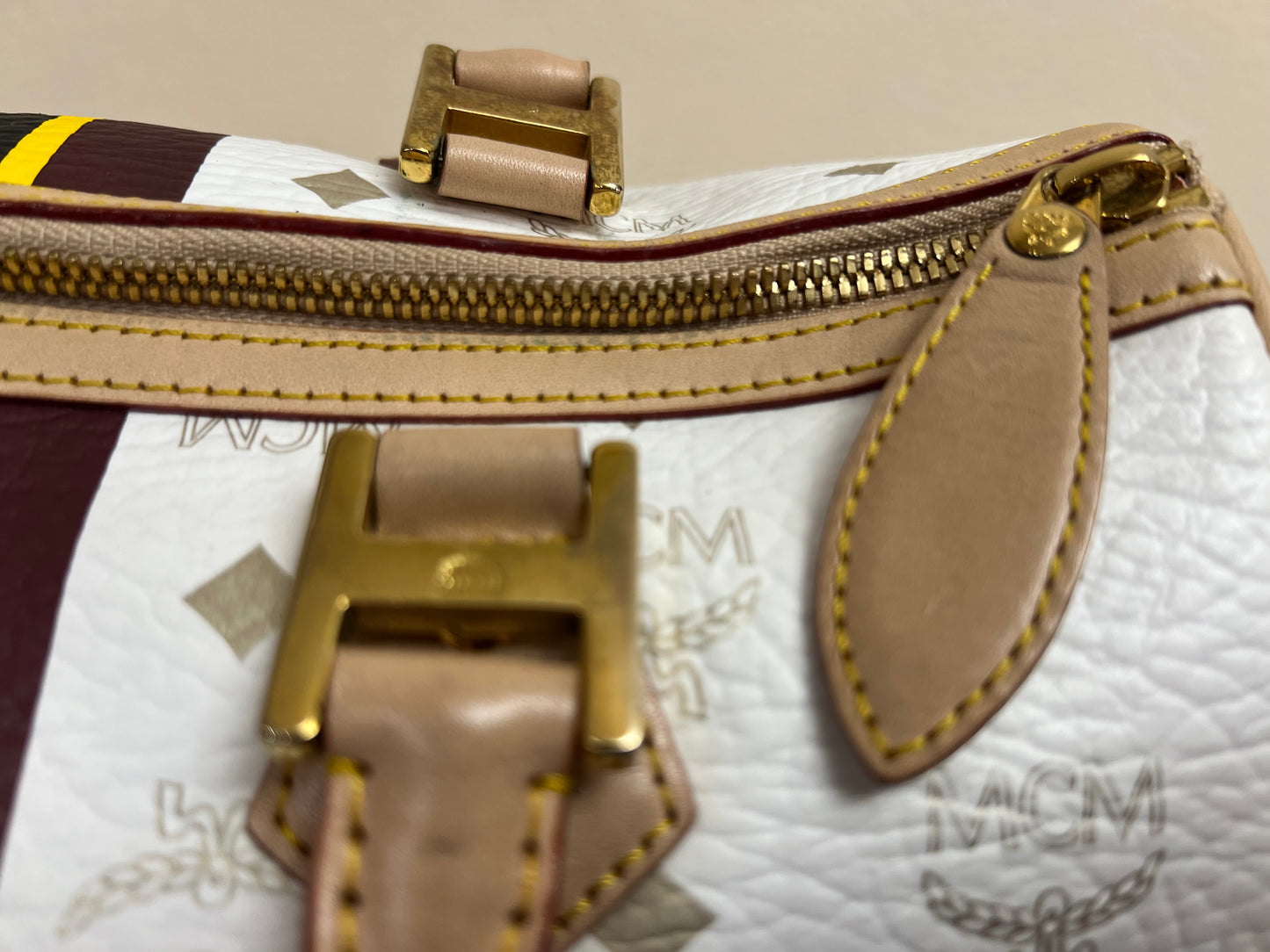 MCM BOSTON WHITE 30