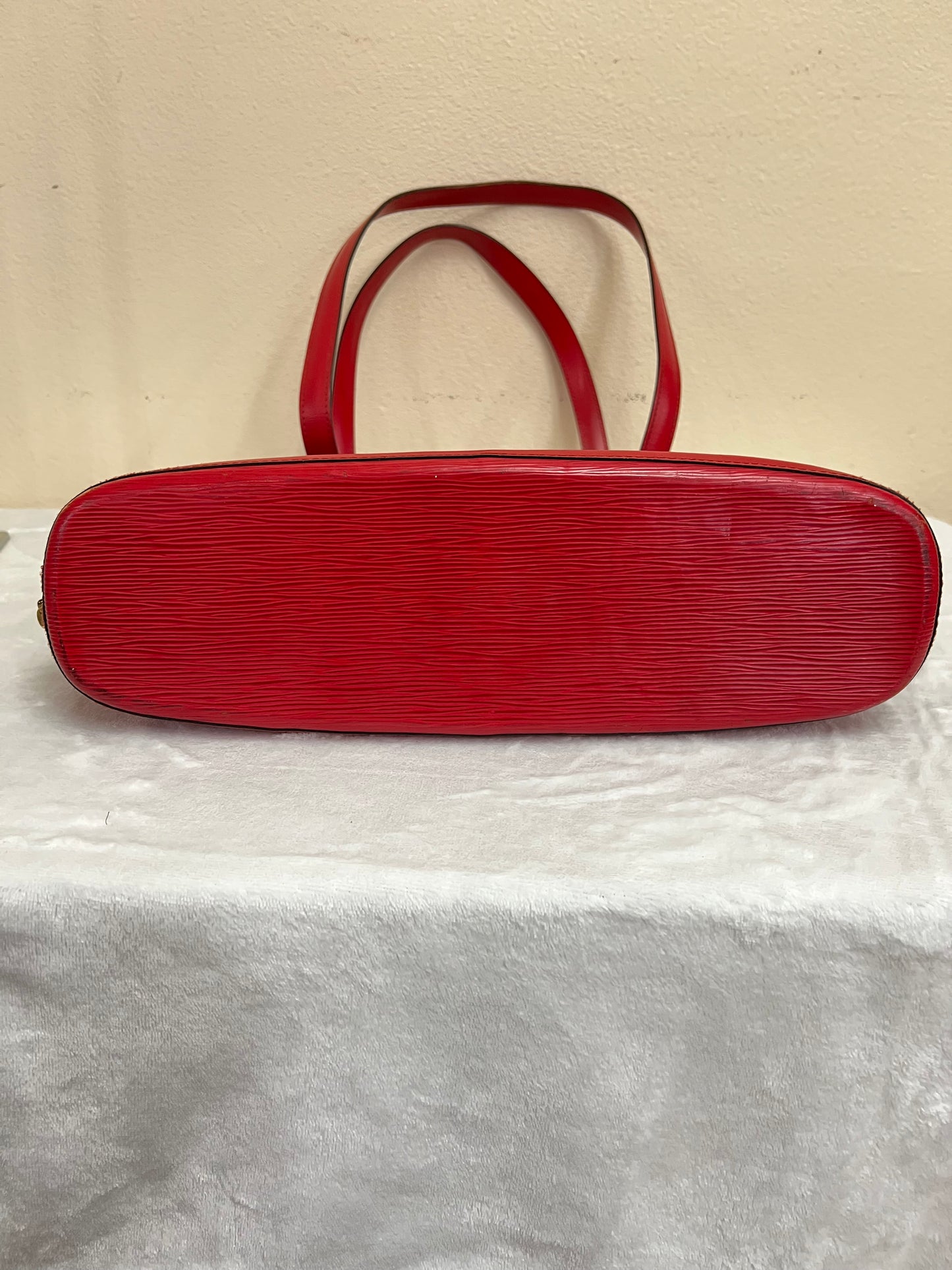 LUSSAC EPI RED