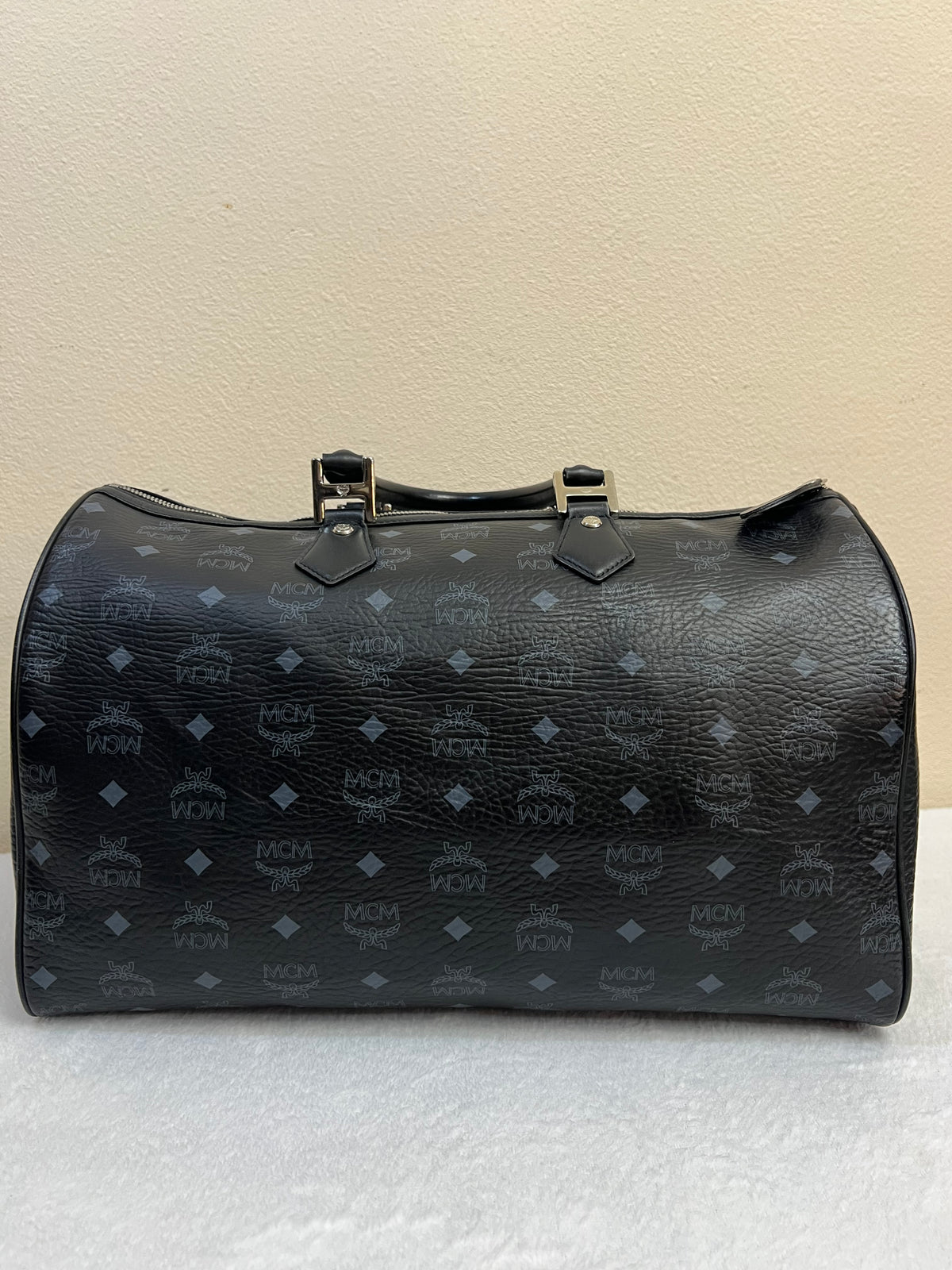 MCM DUFFLE 40 BLACK