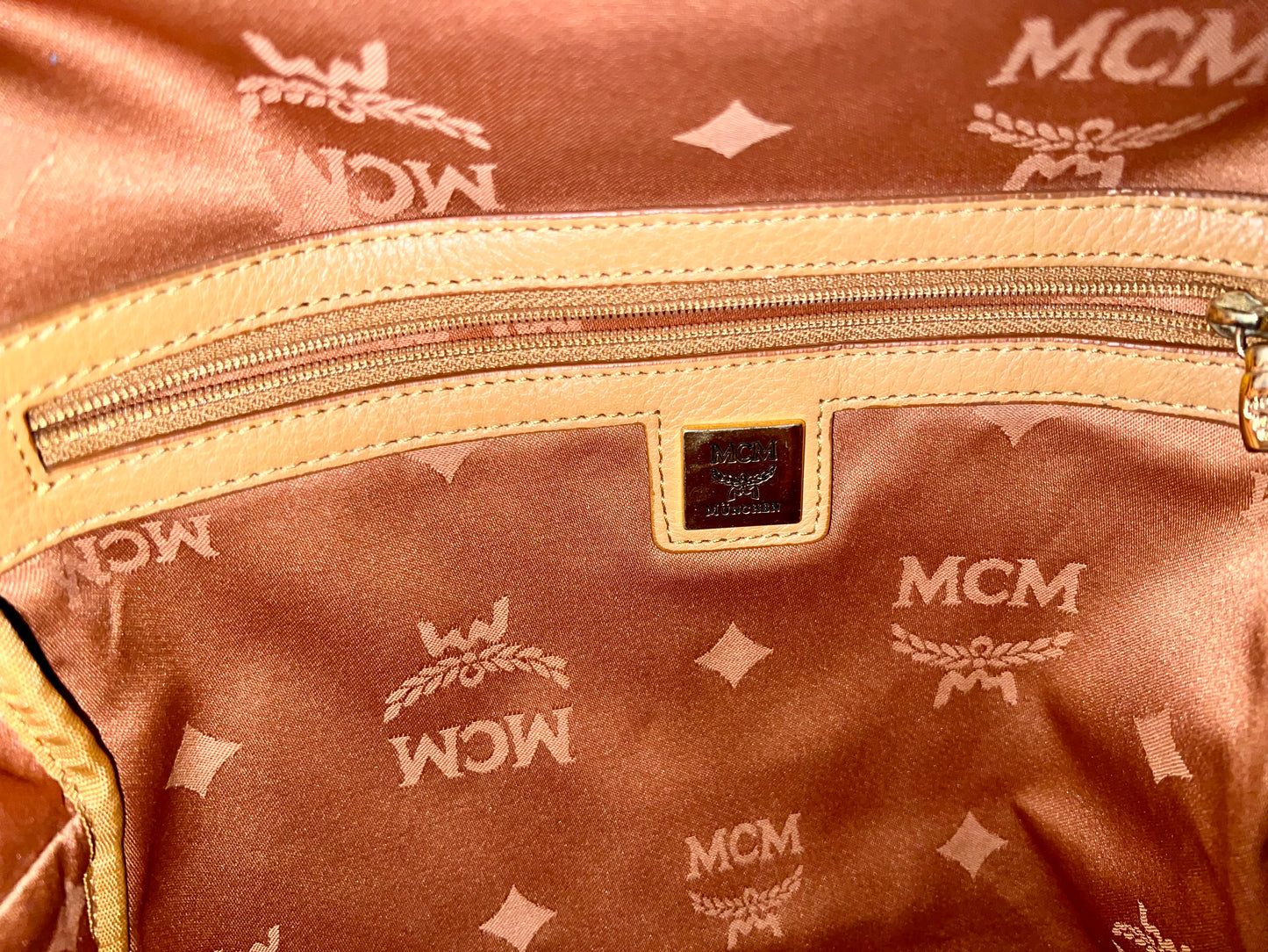 MCM BAGPACK COGNAC LIMITED EDITION