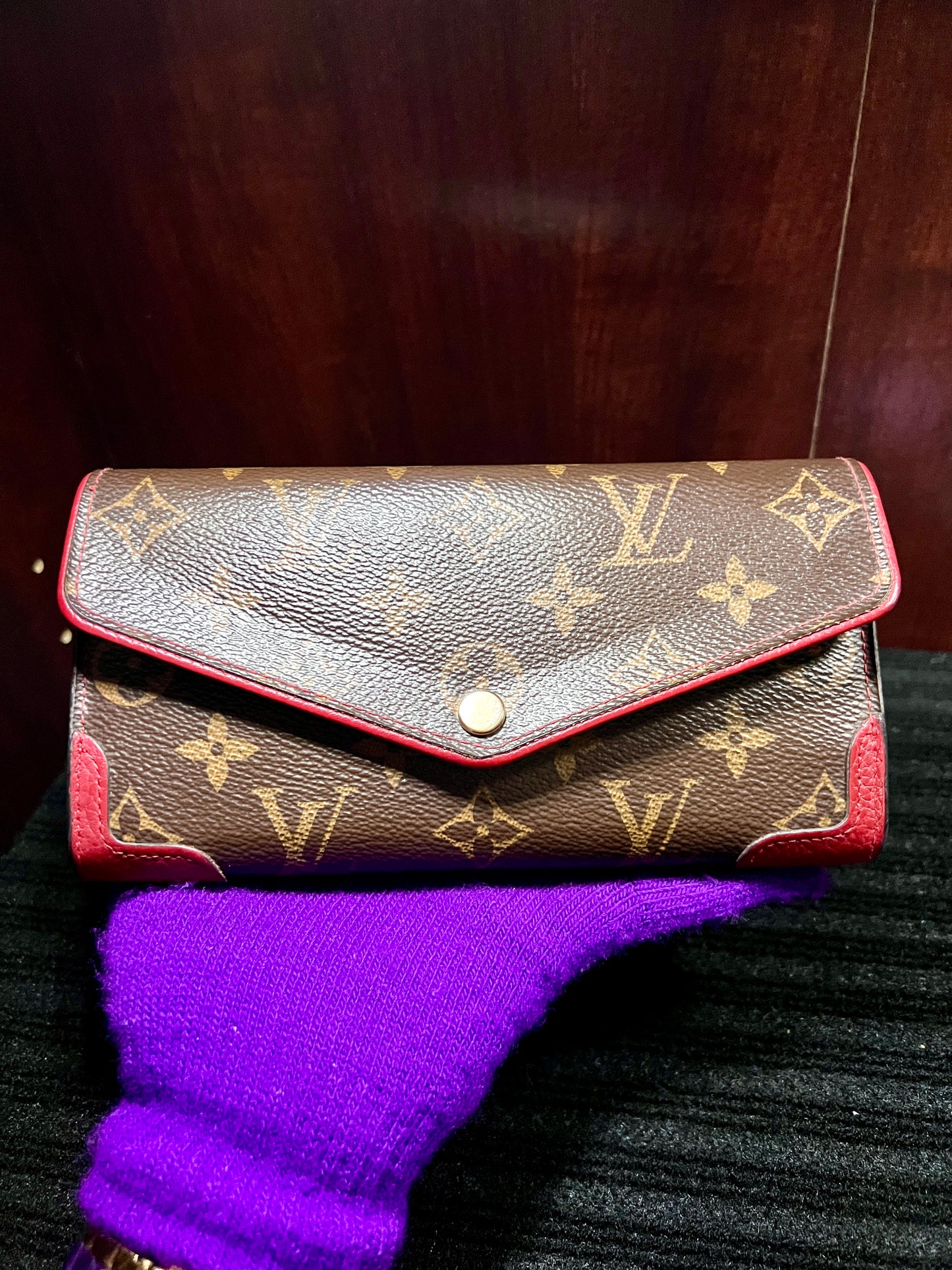SARA WALLET MONO