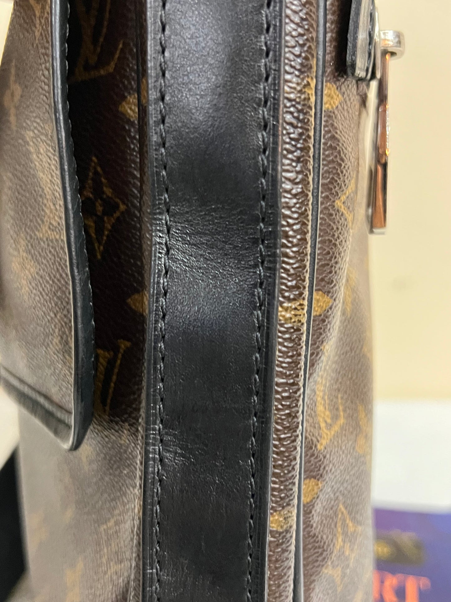 MACASAR CROSSBODY