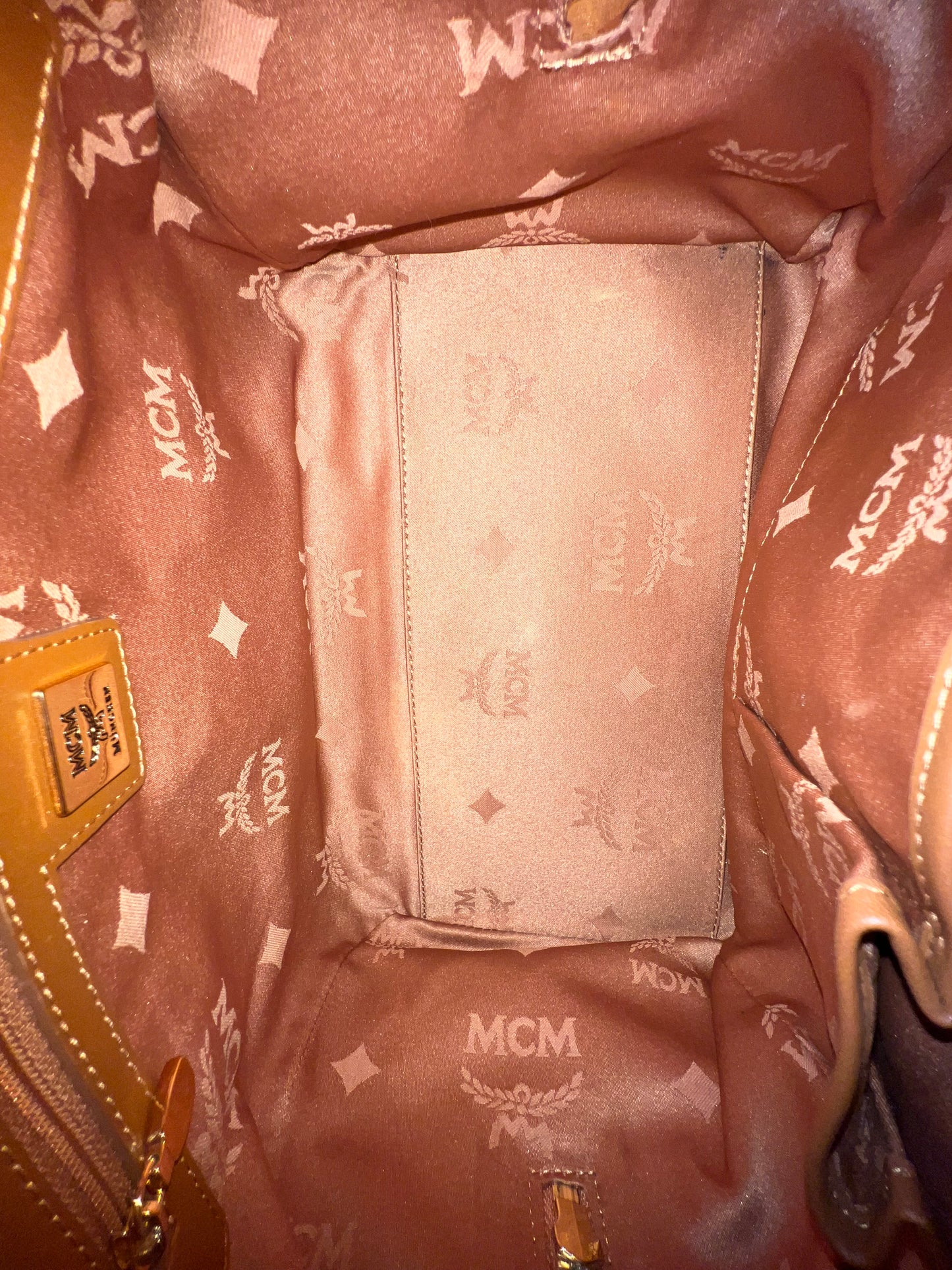 MCM BOSTON COGNAC