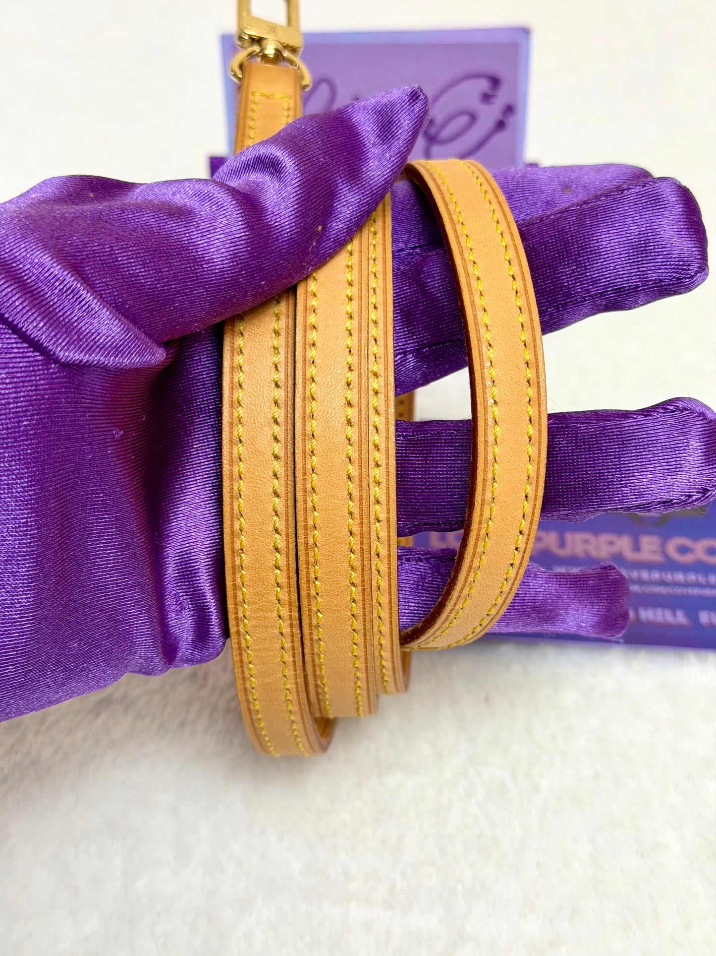 VACHETTA STRAP LOUIS VUITTON