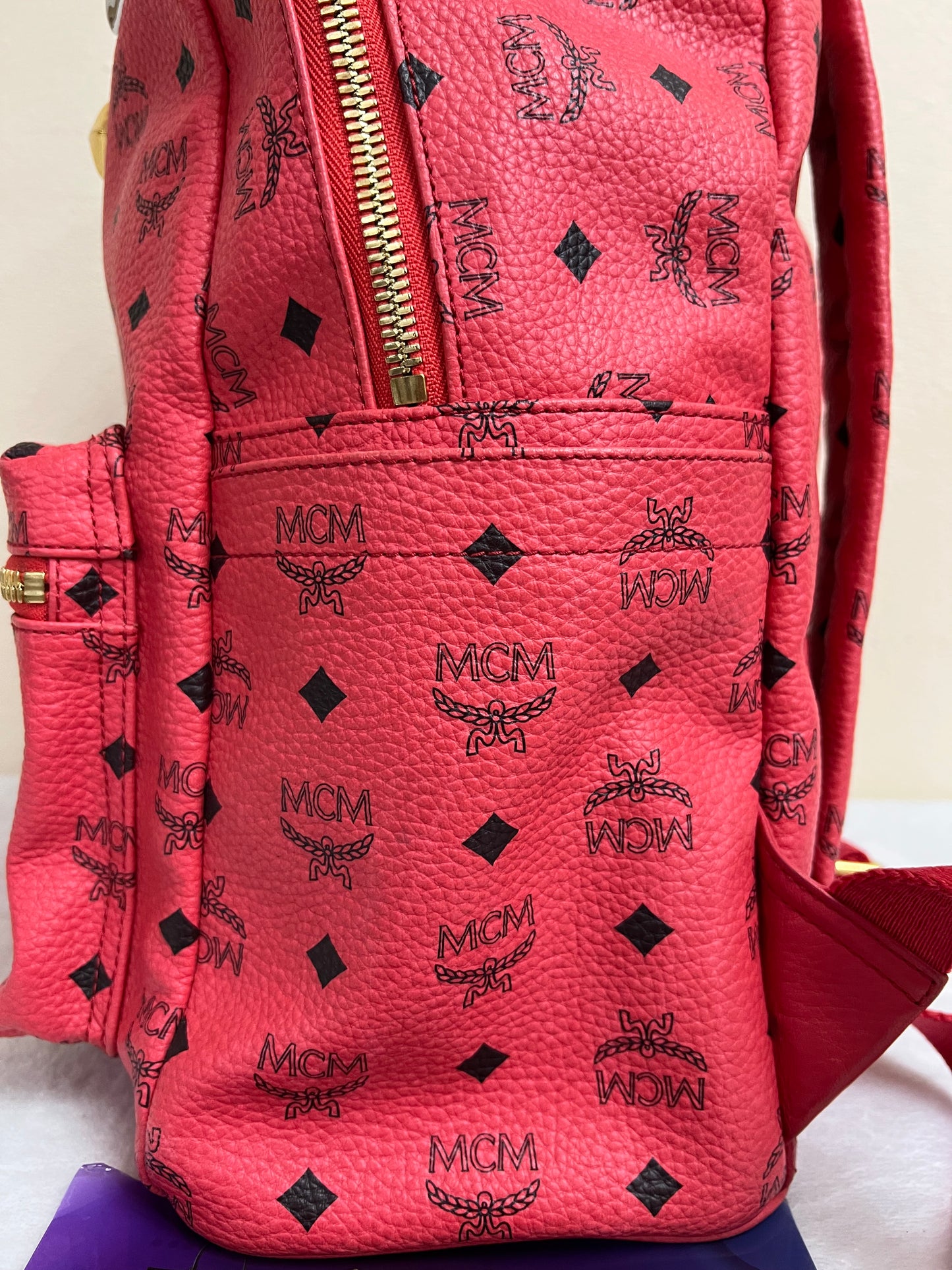 MCM RED BAGPACK LTD
