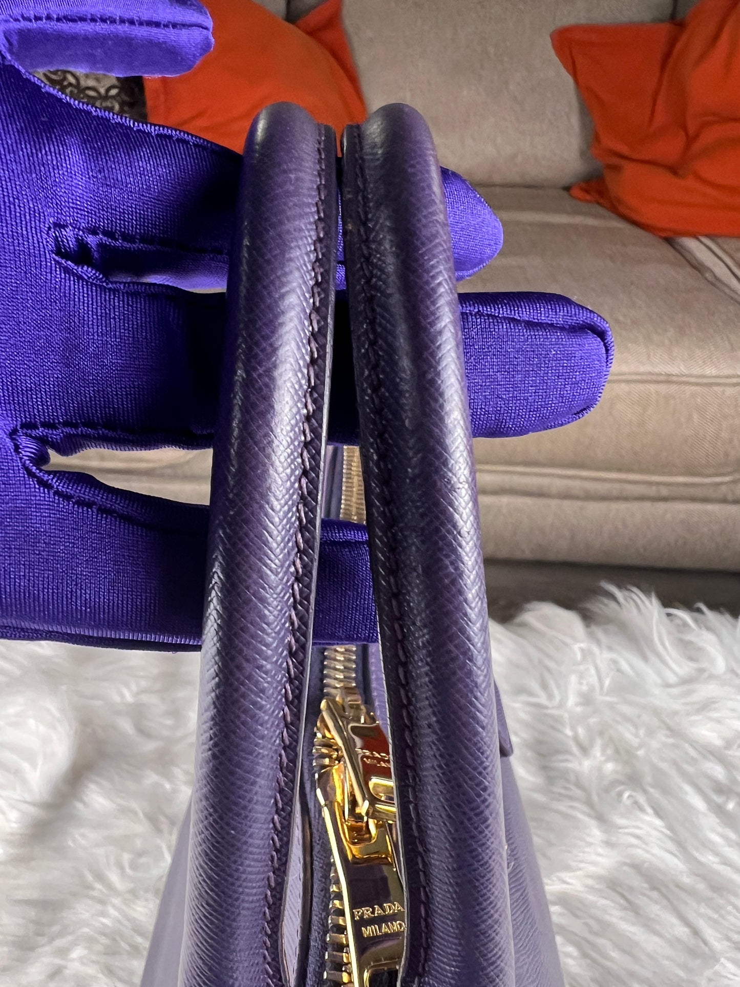 SAFFIANO PROMENADE HANDBAG