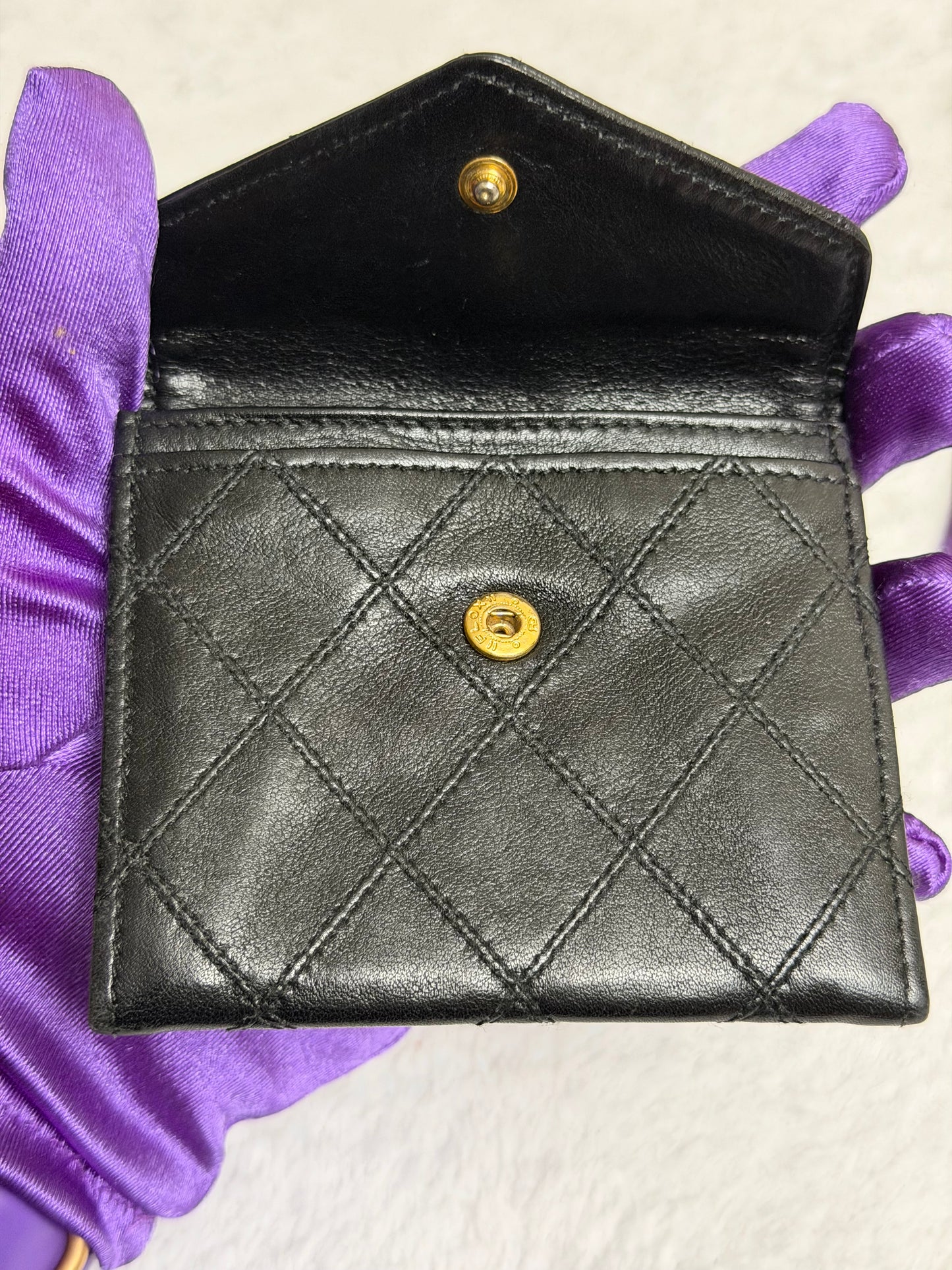 CARD HOLDER
