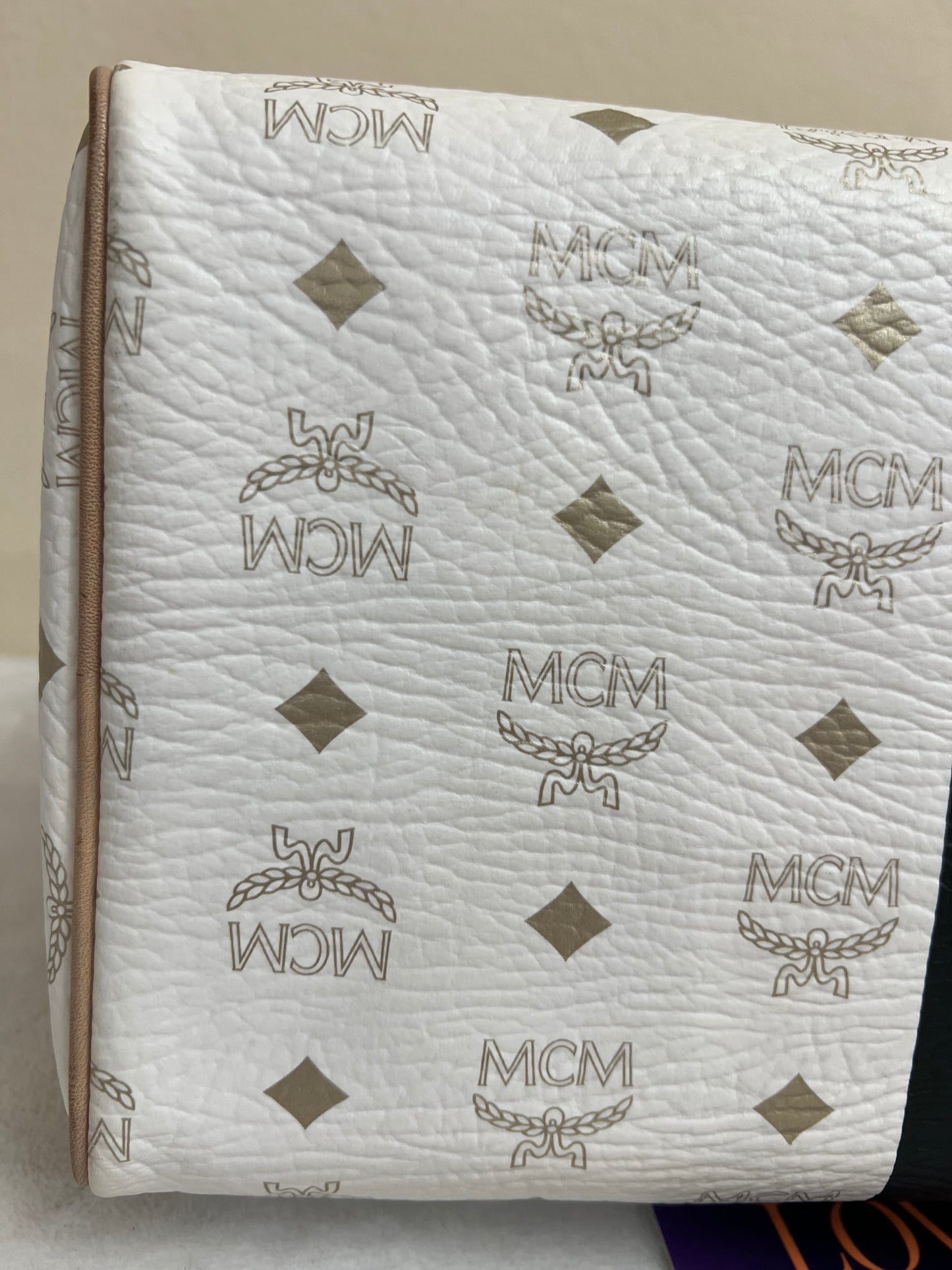 MCM BOSTON WHITE 30