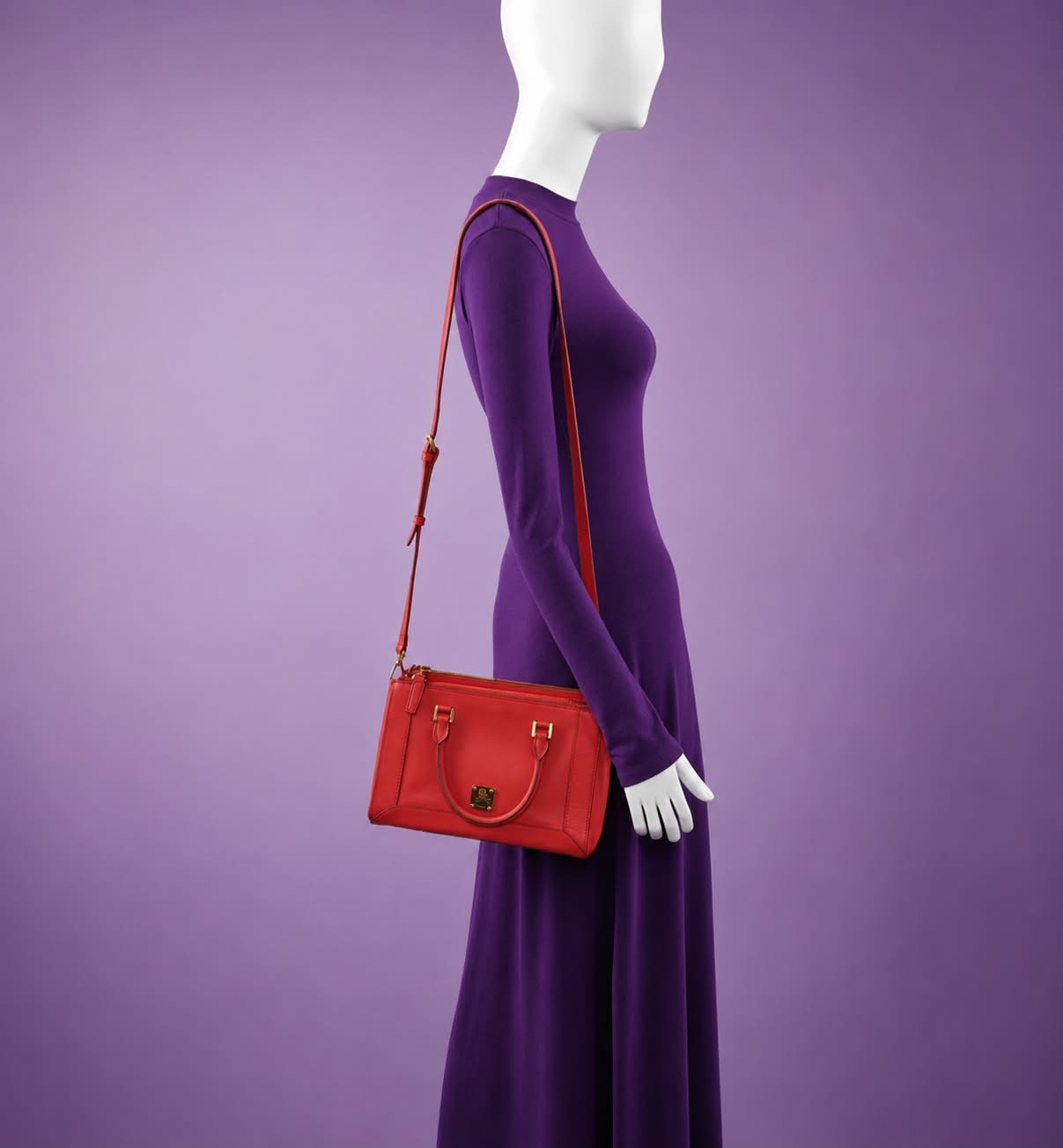 MCM SAFFIANO RED