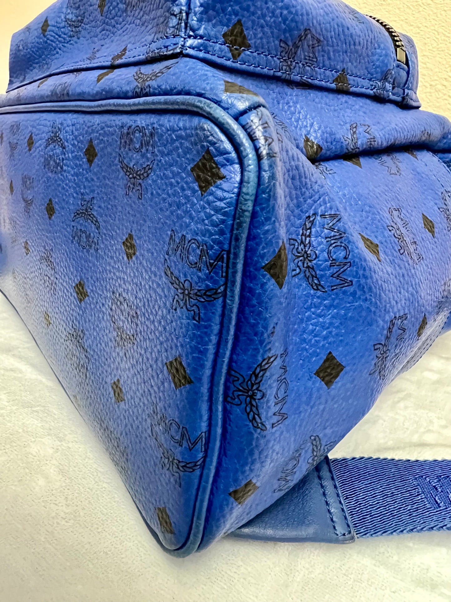 MCM BAGPACK LIMITED EDITION BLUE