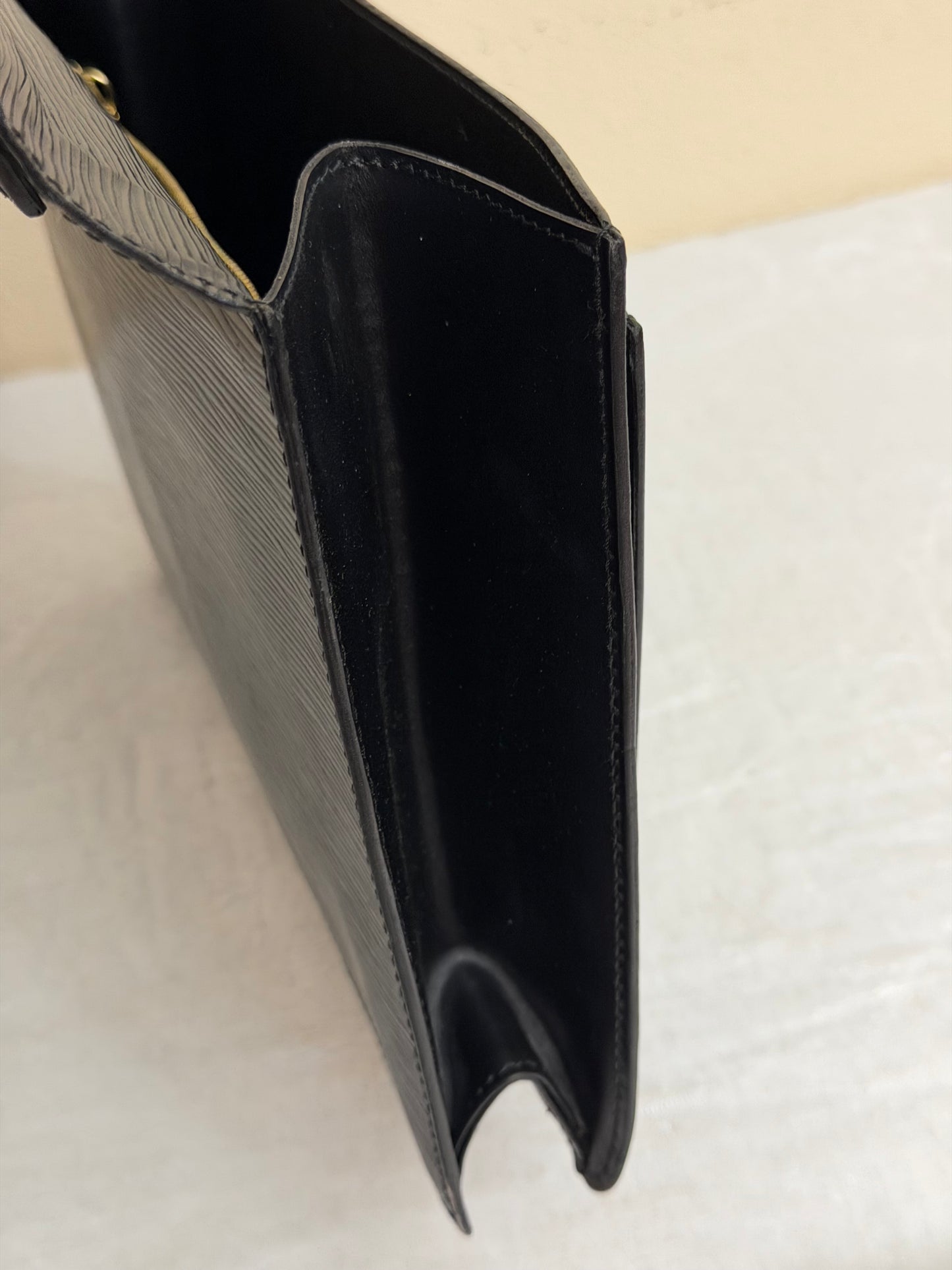 MONCEAU NOIR EPI BLACK