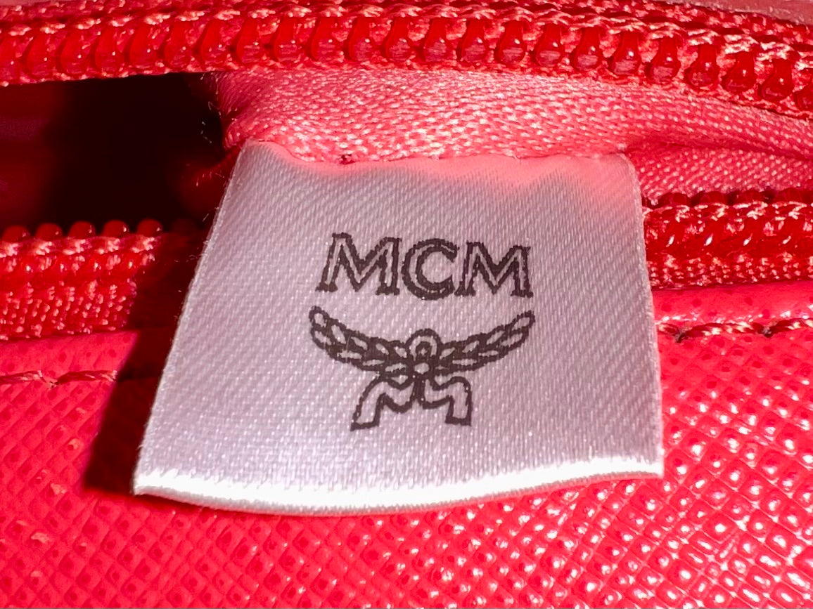 MCM SAFFIANO RED