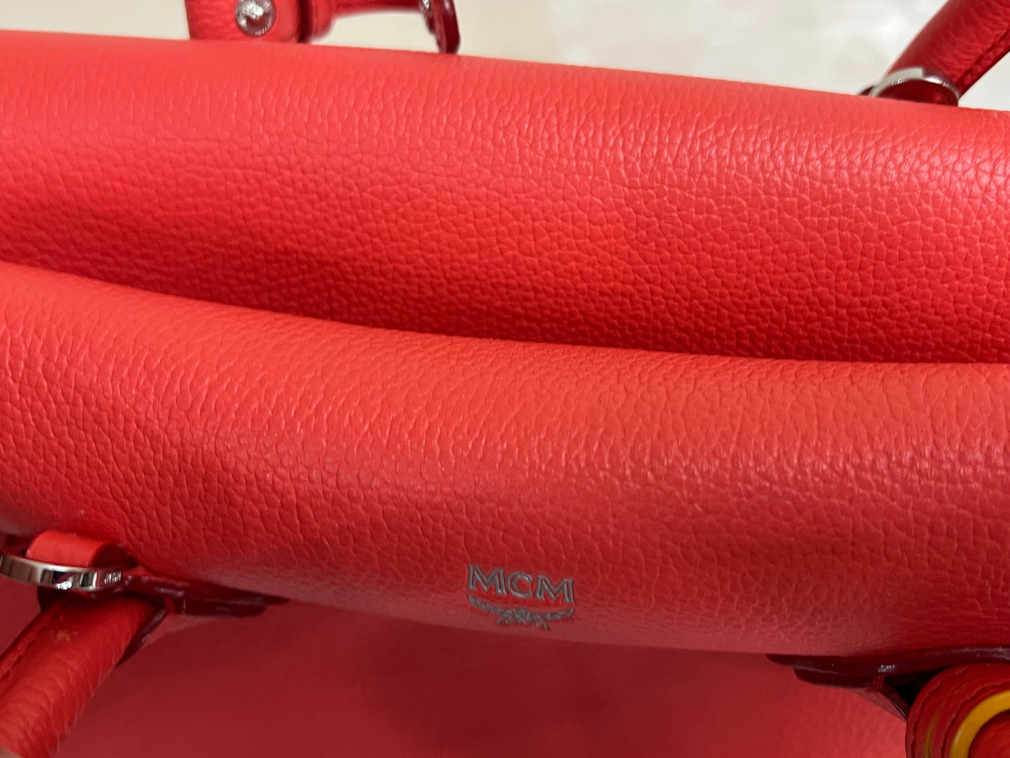 MCM 2WAY ORANGE
