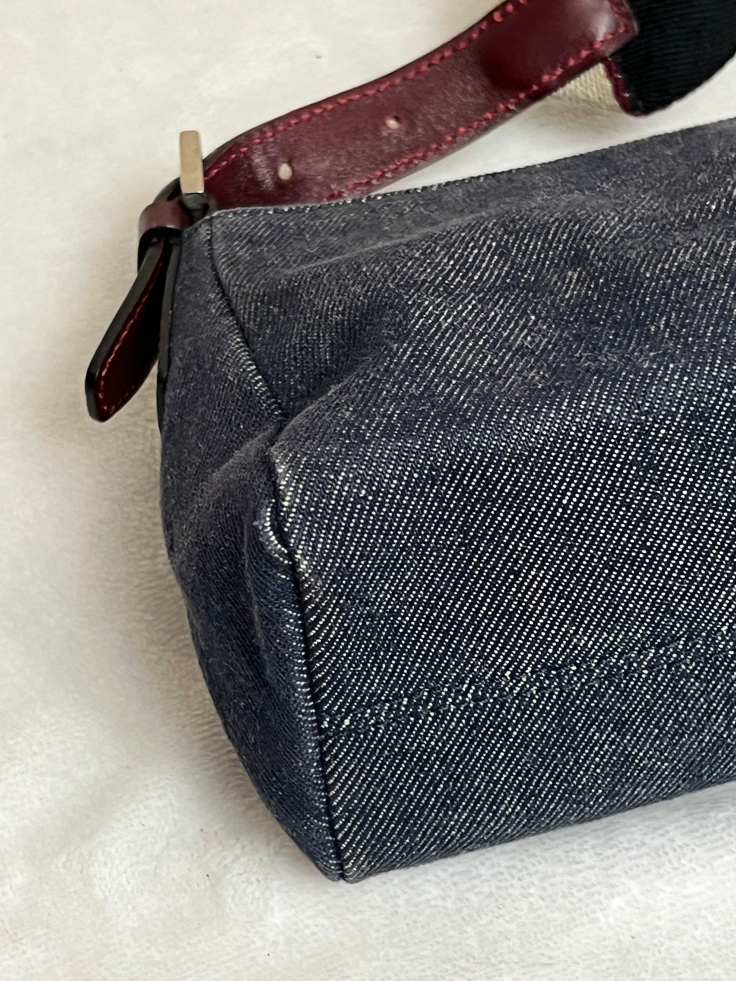 BURBERRY DENIM SHOULDER BAG