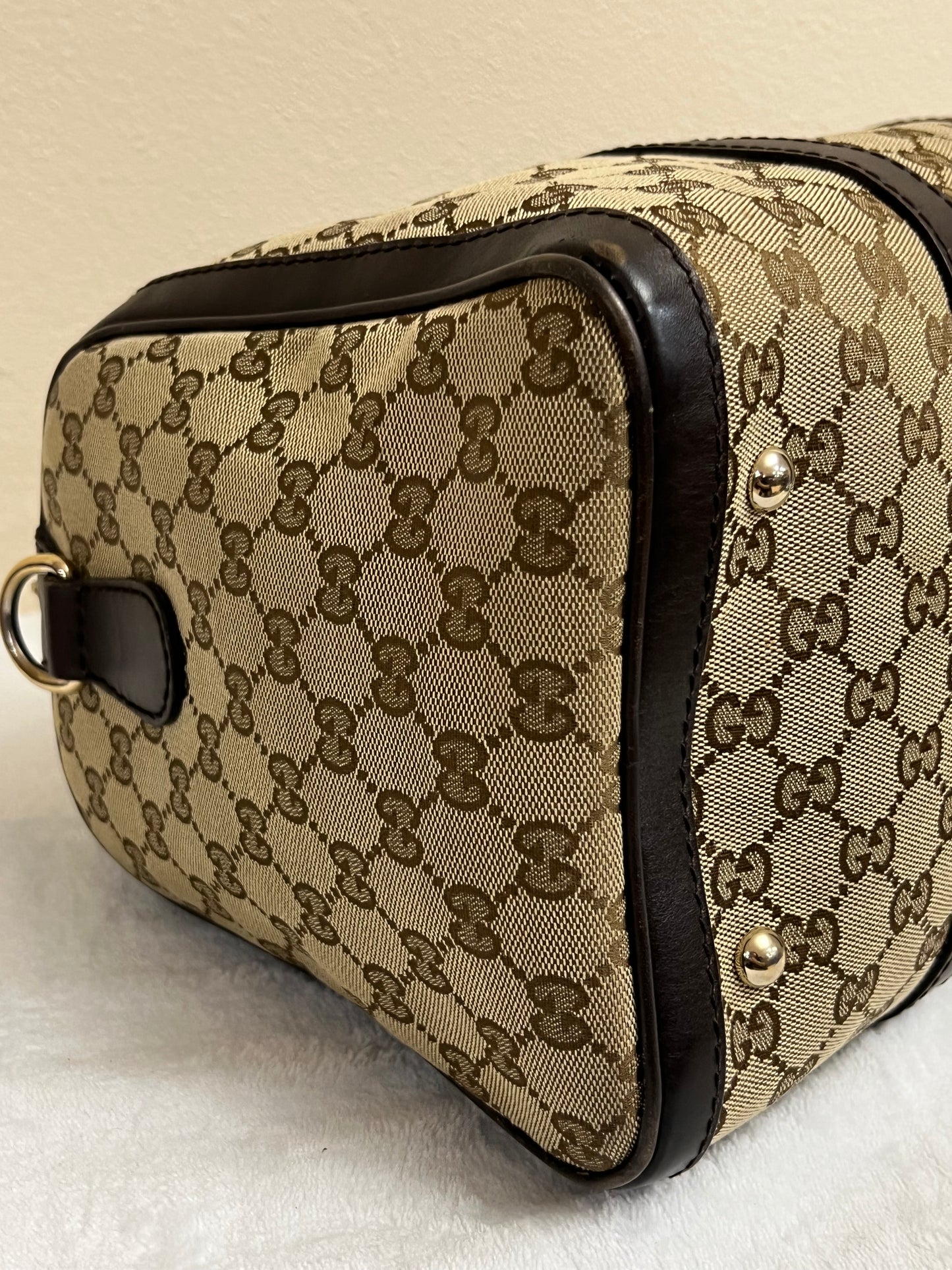 BOSTON CROSSBODY