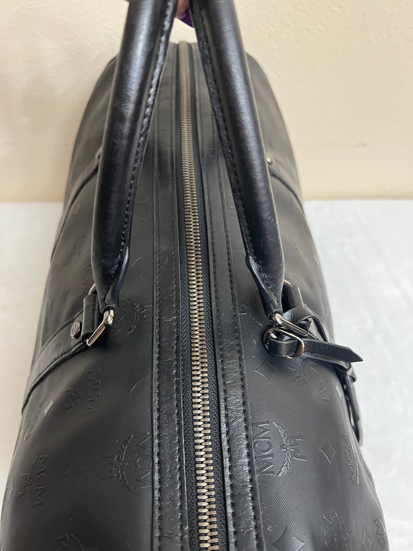 DUFFLE 45 BLACK ON BLACK