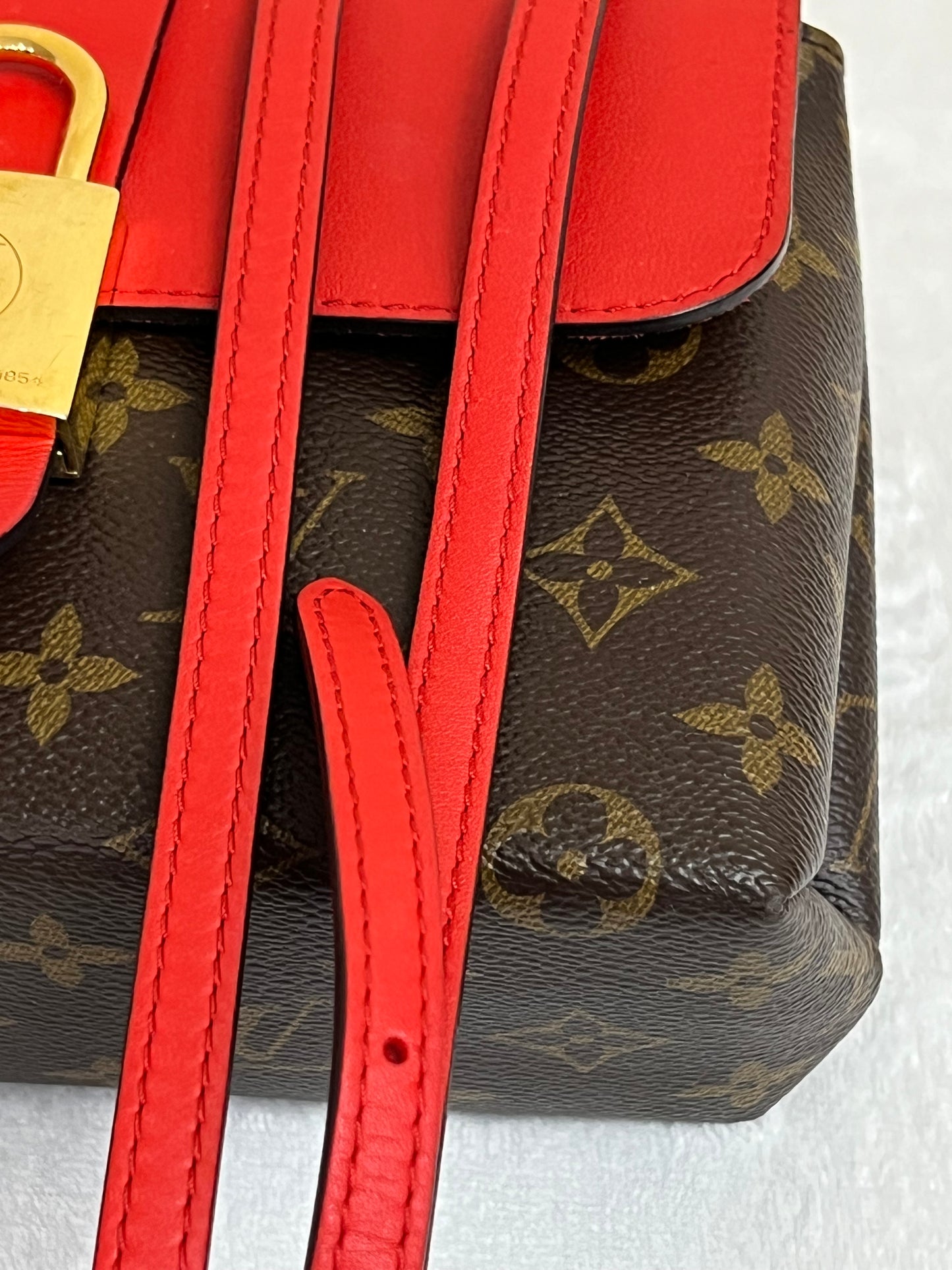 LOCKY BB RED