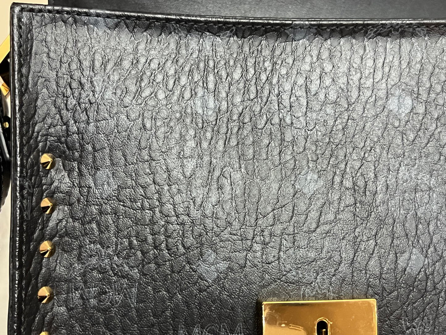 MCM PATRICIA STUDDED BLACK