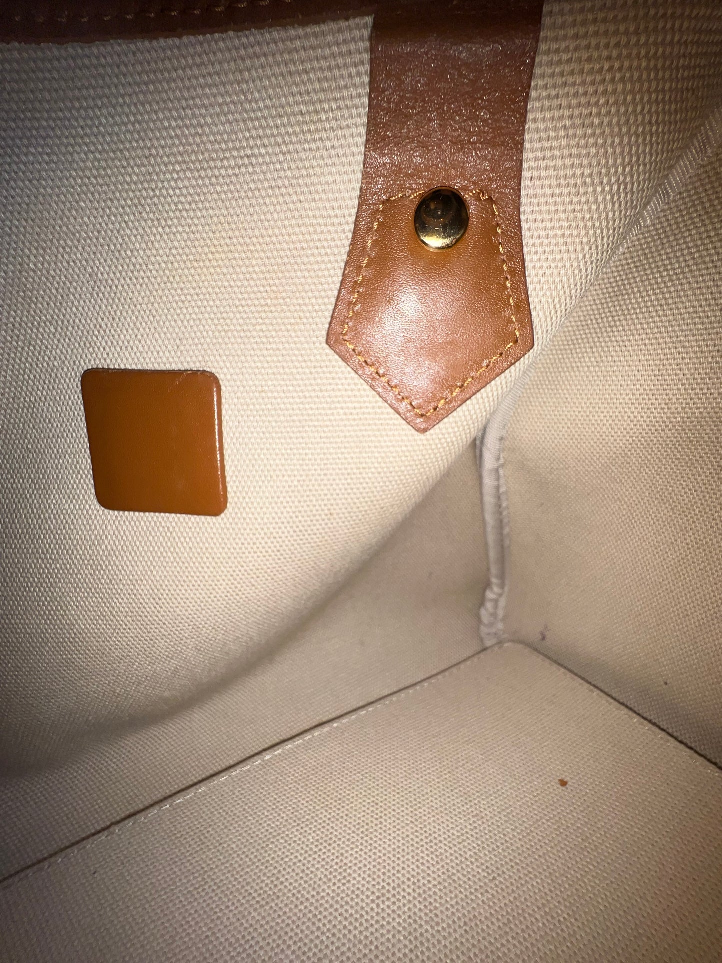 MCM BOSTON 25 W/ BONE