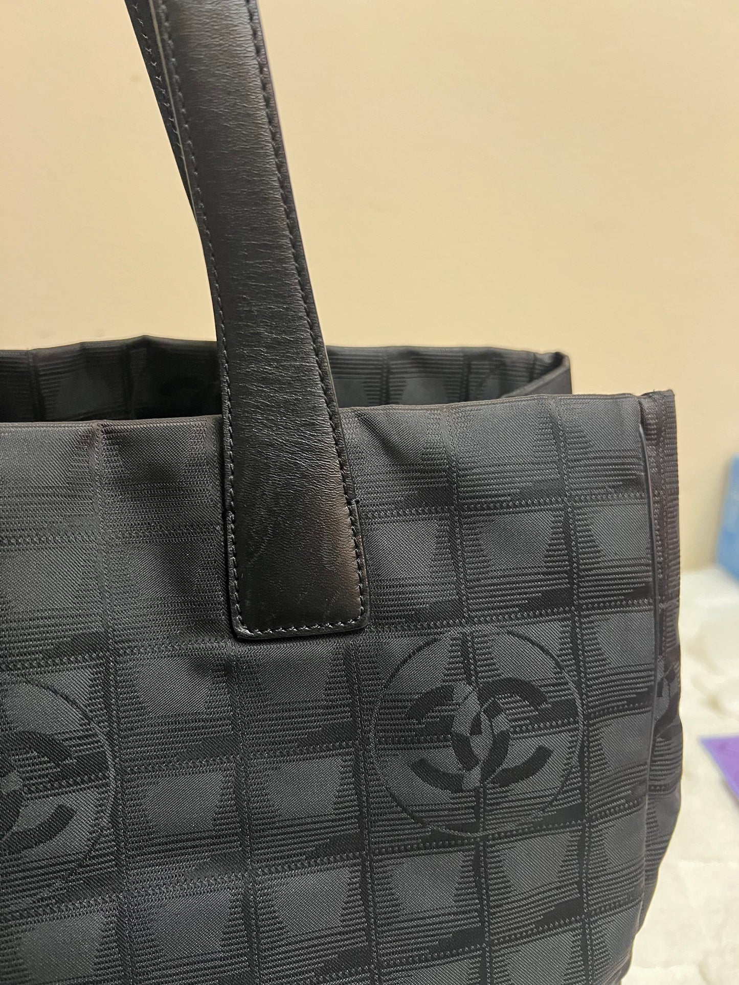 TRAVEL LINE TOTE