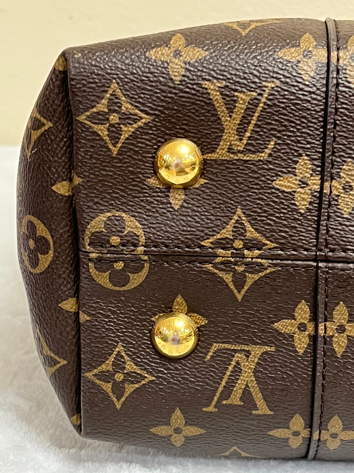 MELIE MONOGRAM