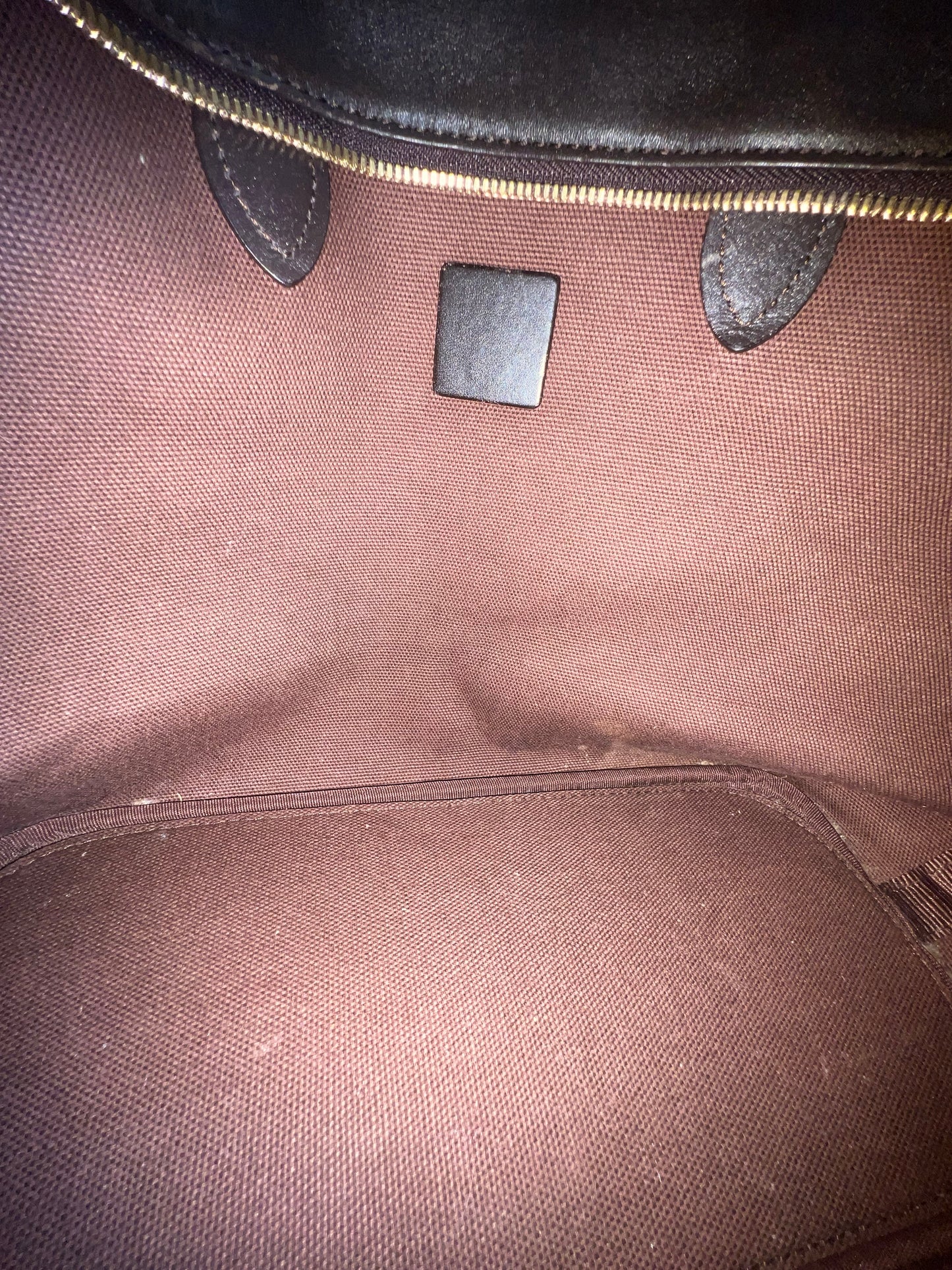 MCM CHOCO TOTE W/ BONE MM