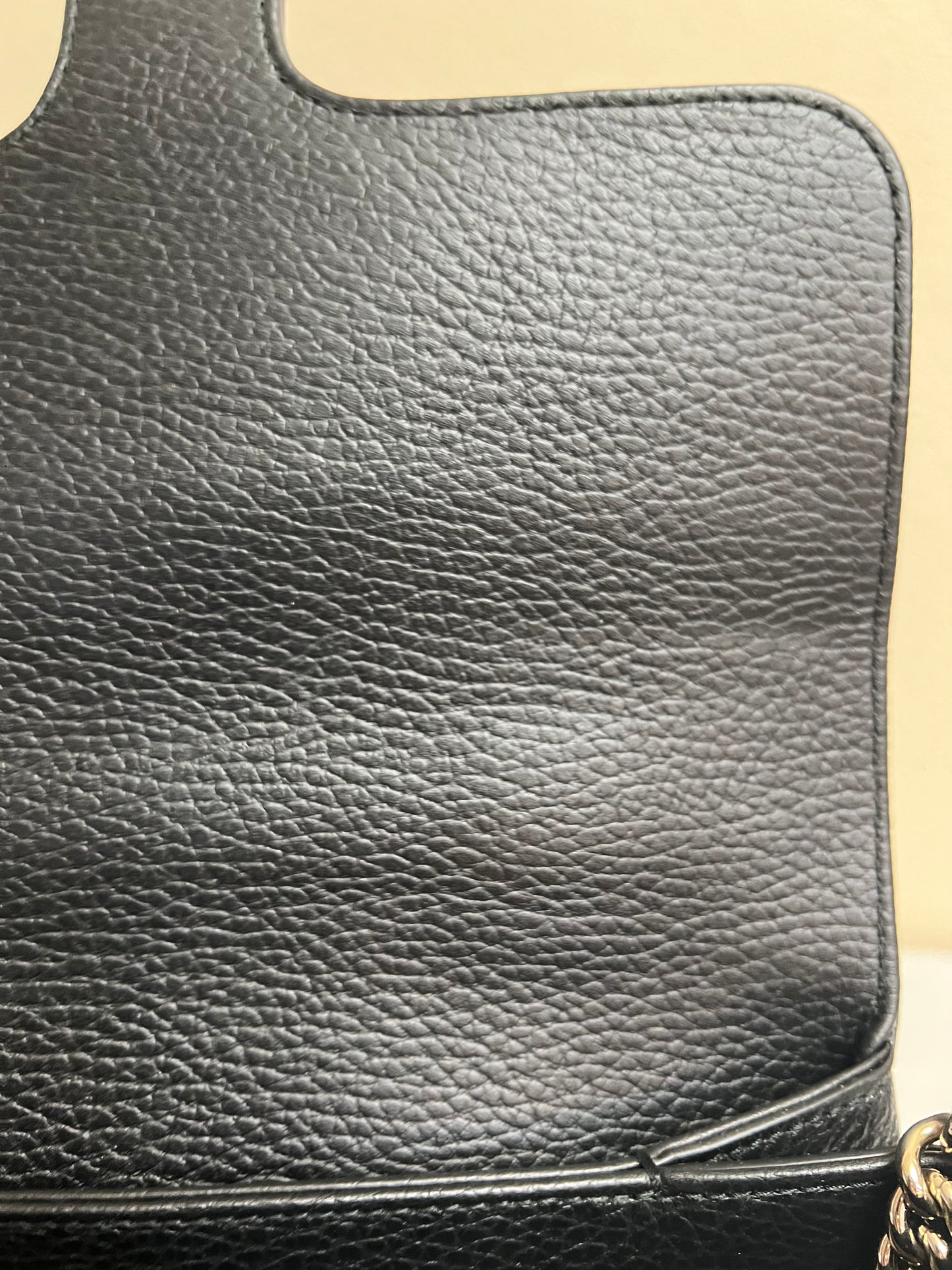 INTERLOCKING BLACK SHW 2