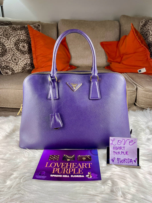 SAFFIANO PROMENADE HANDBAG