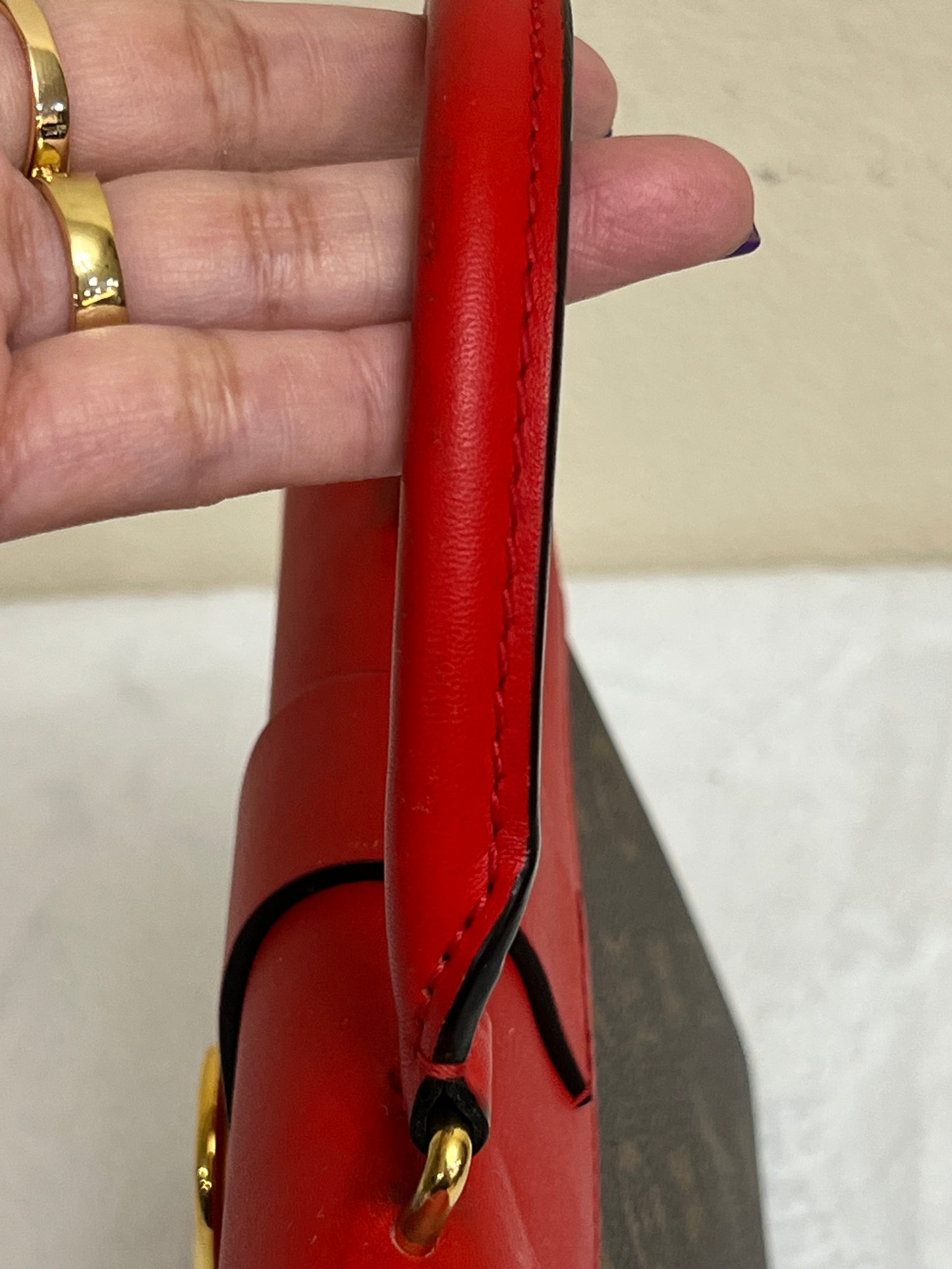 LOCKY BB RED