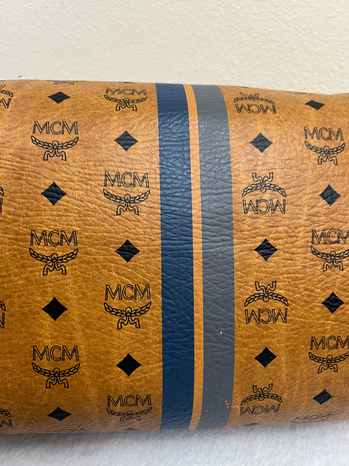 MCM DUFFLE 40 COGNAC