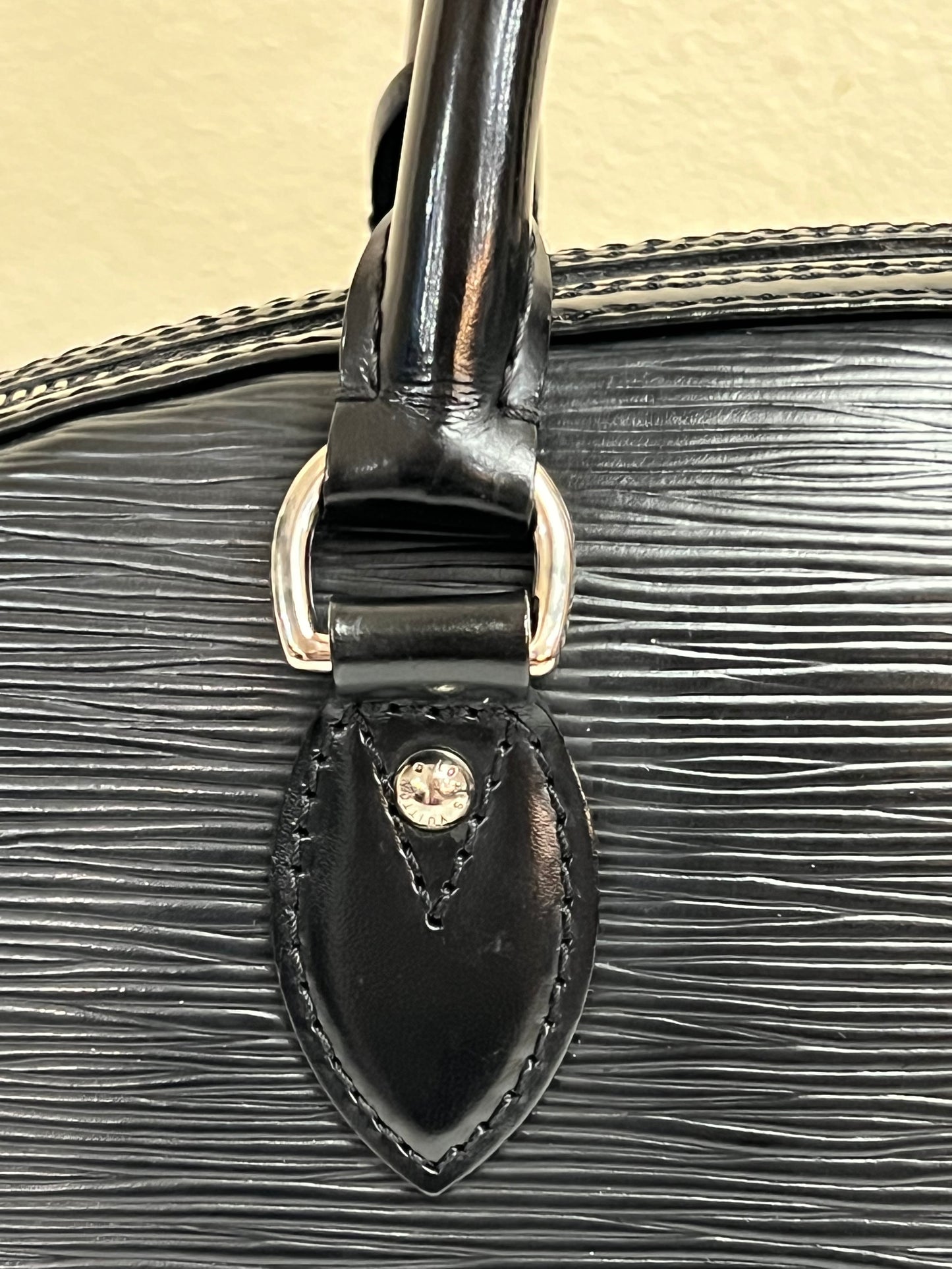 JASMINE EPI BLACK