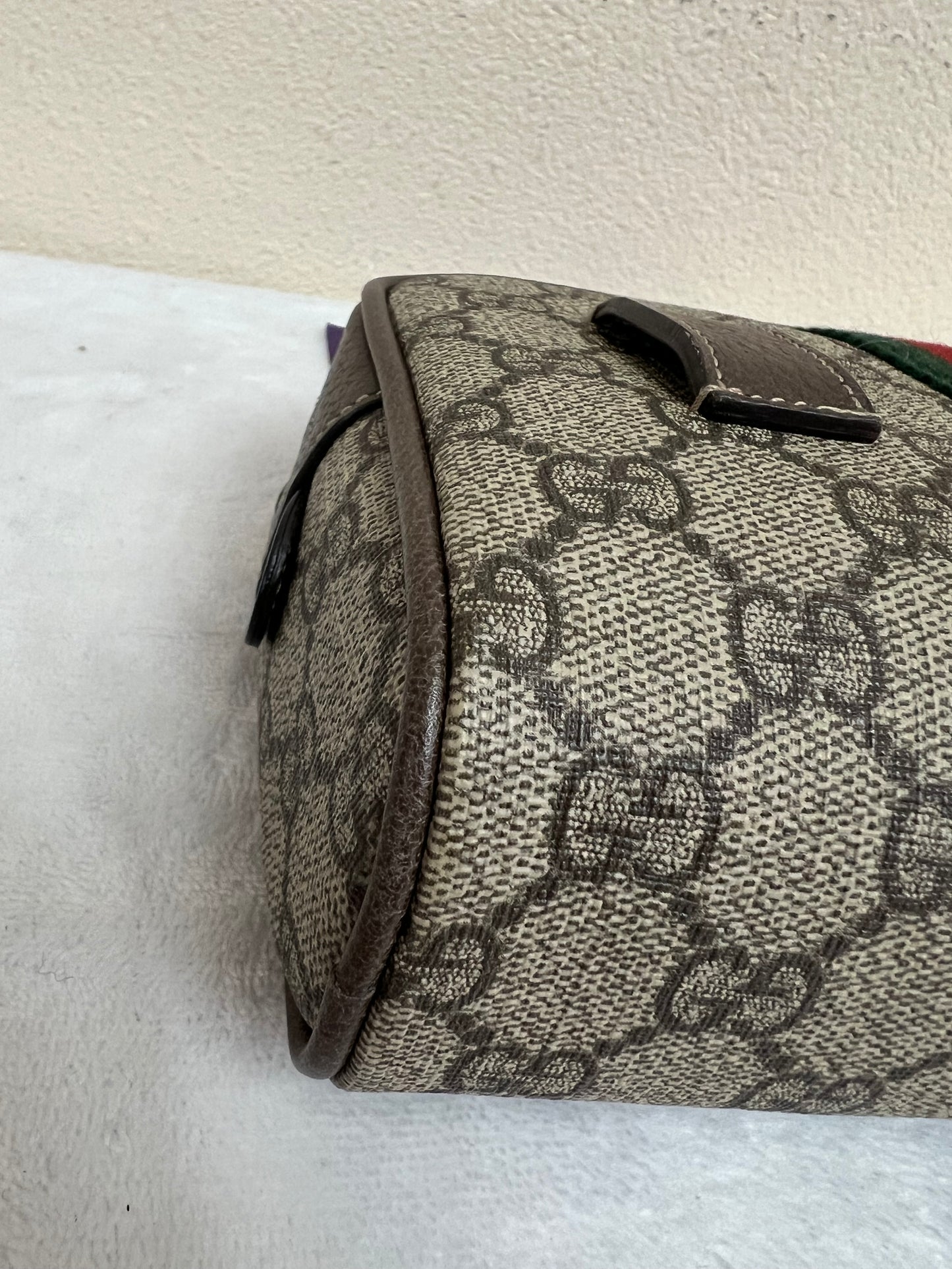 SUPREME OPHIDIA BELTBAG