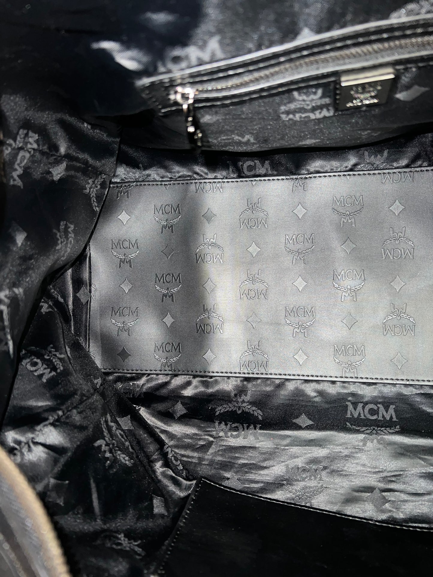 DUFFLE 45 BLACK ON BLACK