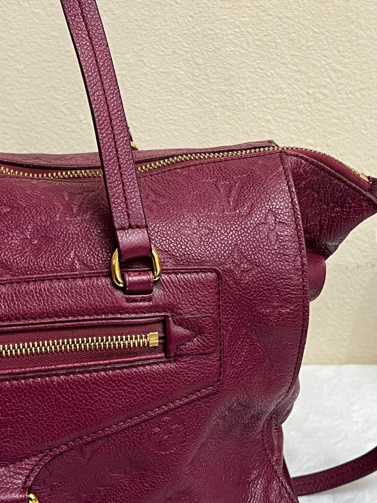 LUMINEUSE EMPRIENTE BURGUNDY