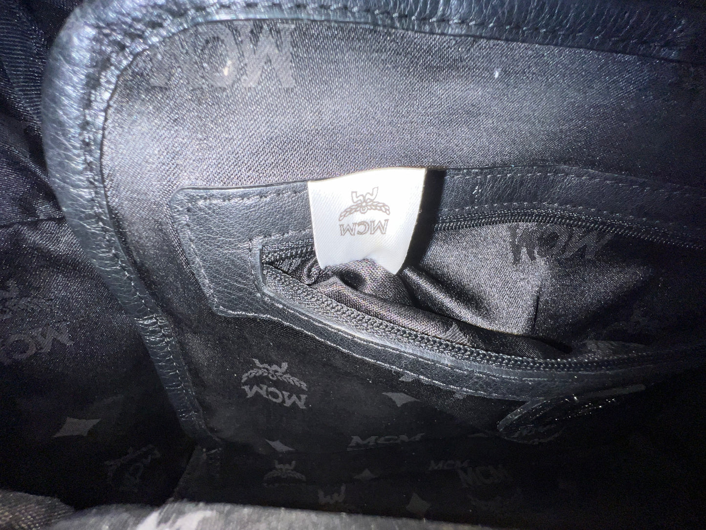 MCM BAGPACK BLACK LTD