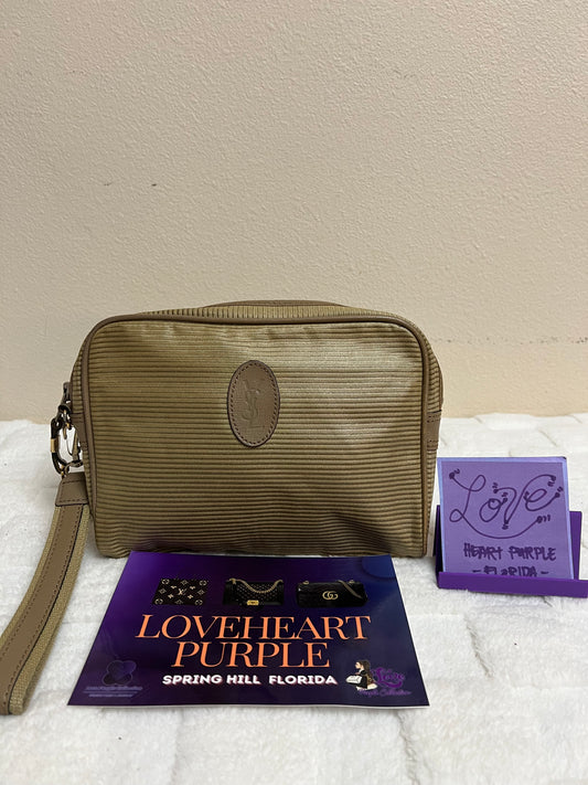Y _ S _ L WRISTLET