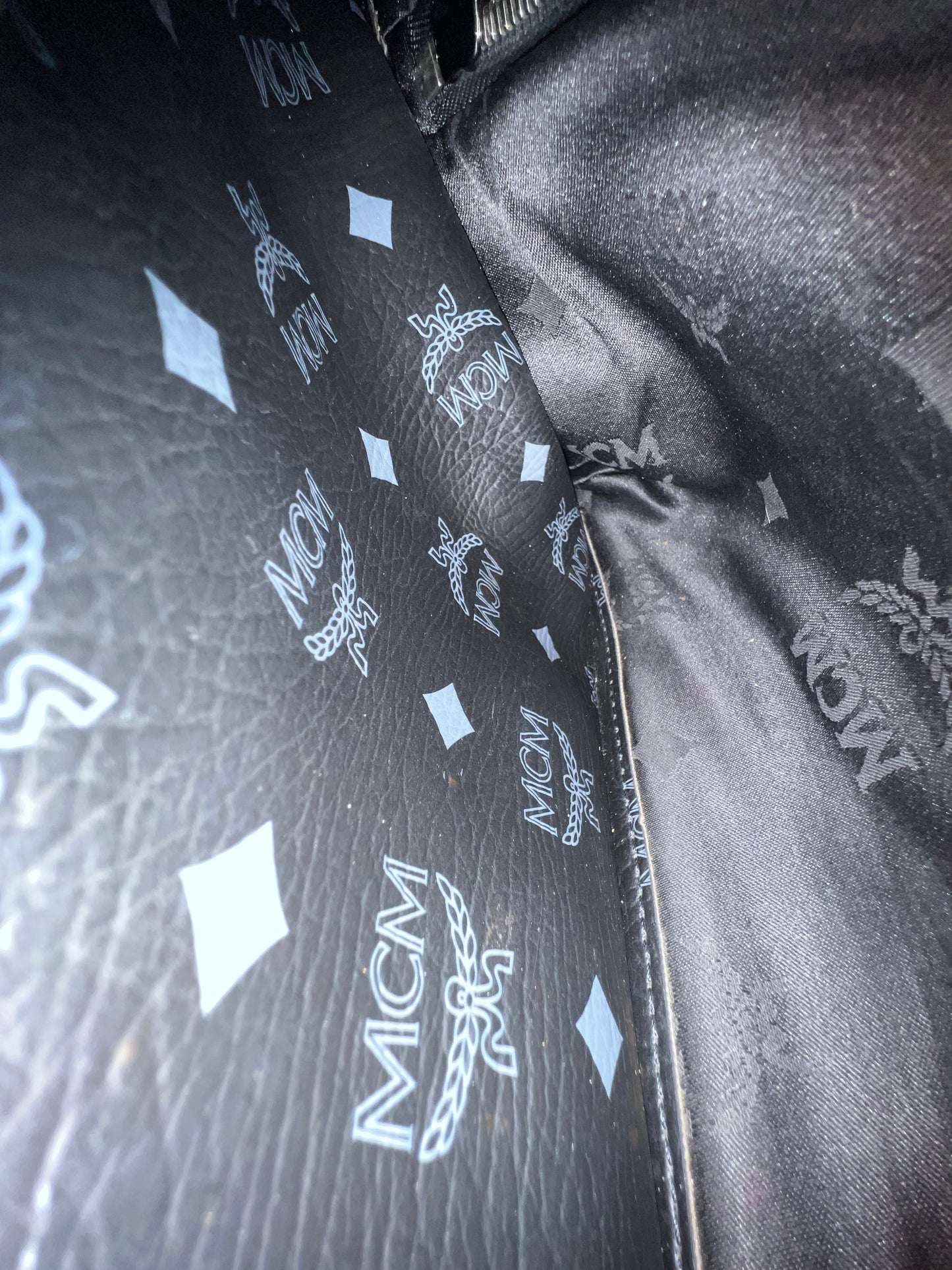 MCM BAGPACK BLACK LTD
