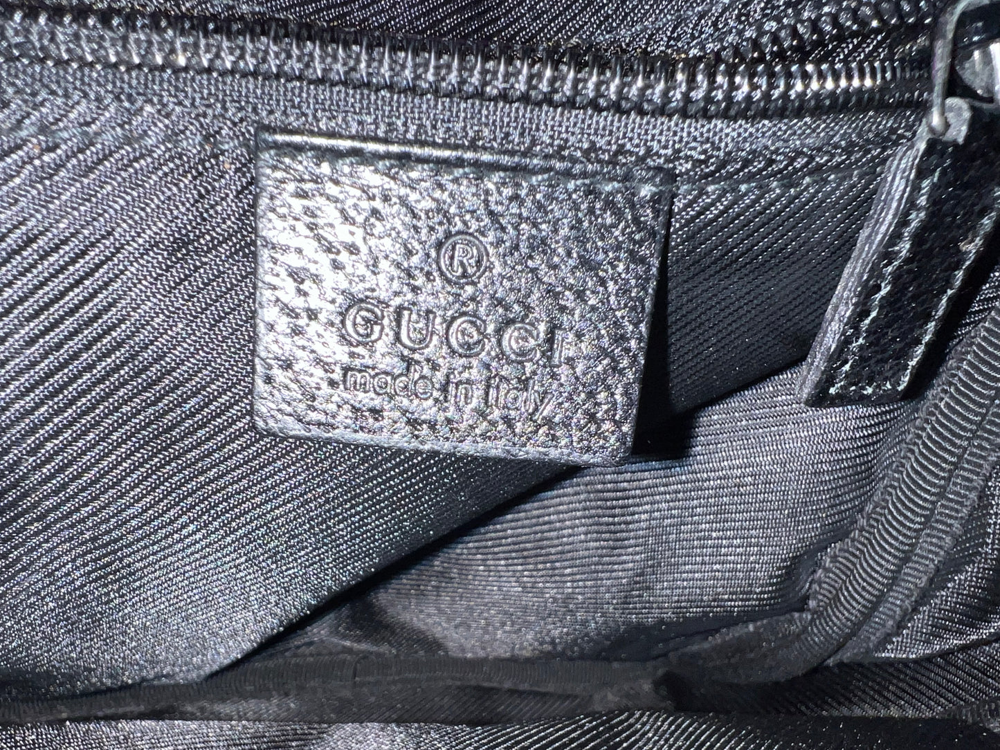 G _ G CROSSBODY BLACK