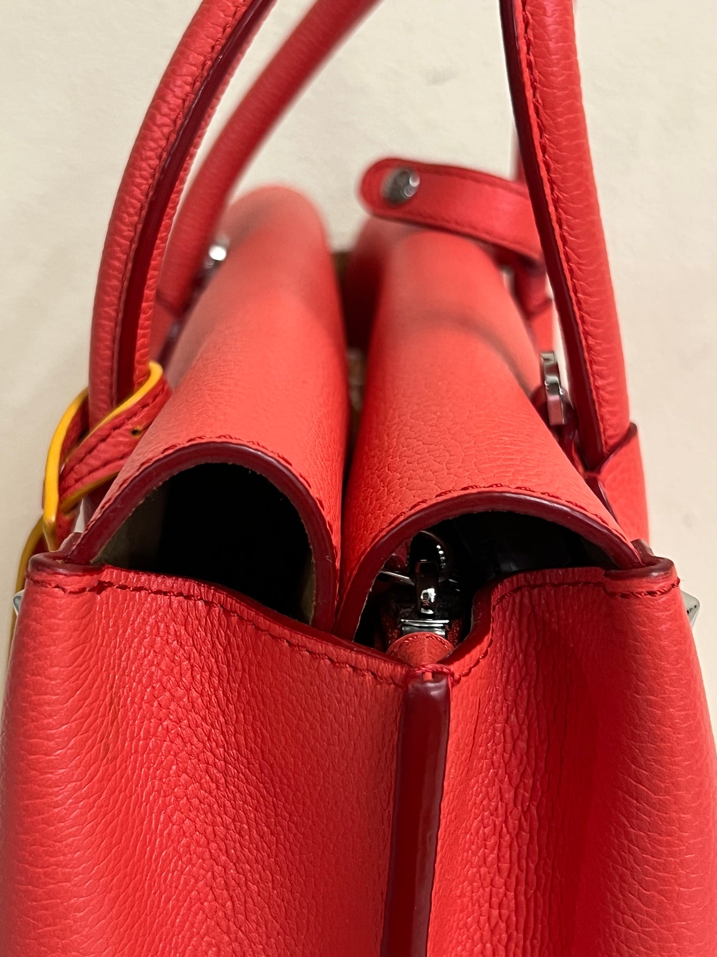 MCM 2WAY ORANGE
