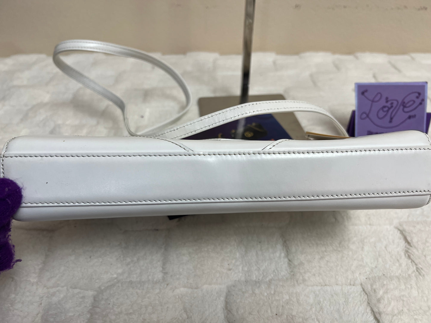 GIVE_NCHY SHOULDER BAG WHITE