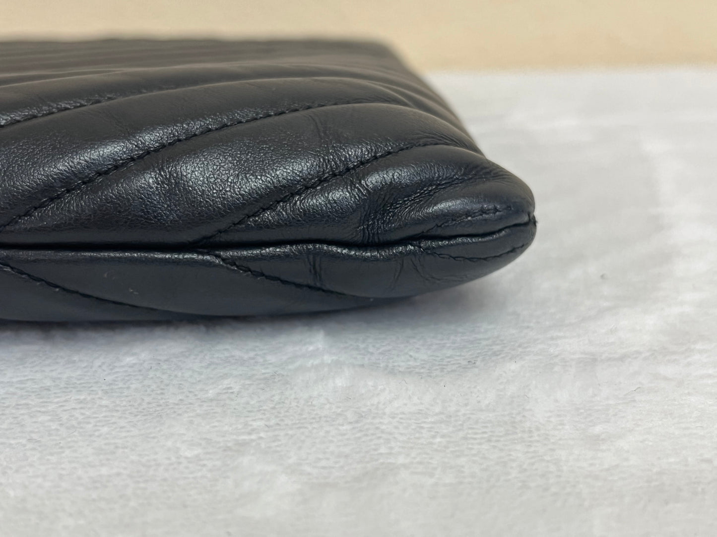 🖤 MATELASSE CLUTCH 🖤