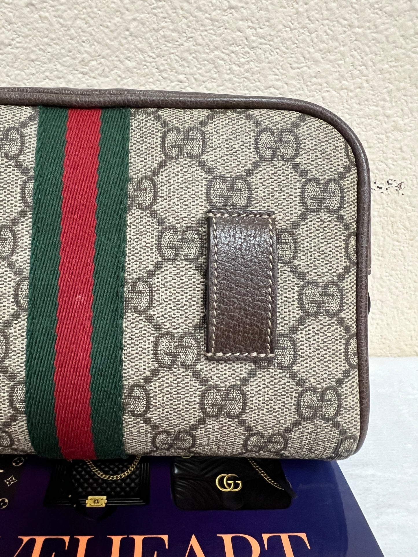 SUPREME OPHIDIA BELTBAG