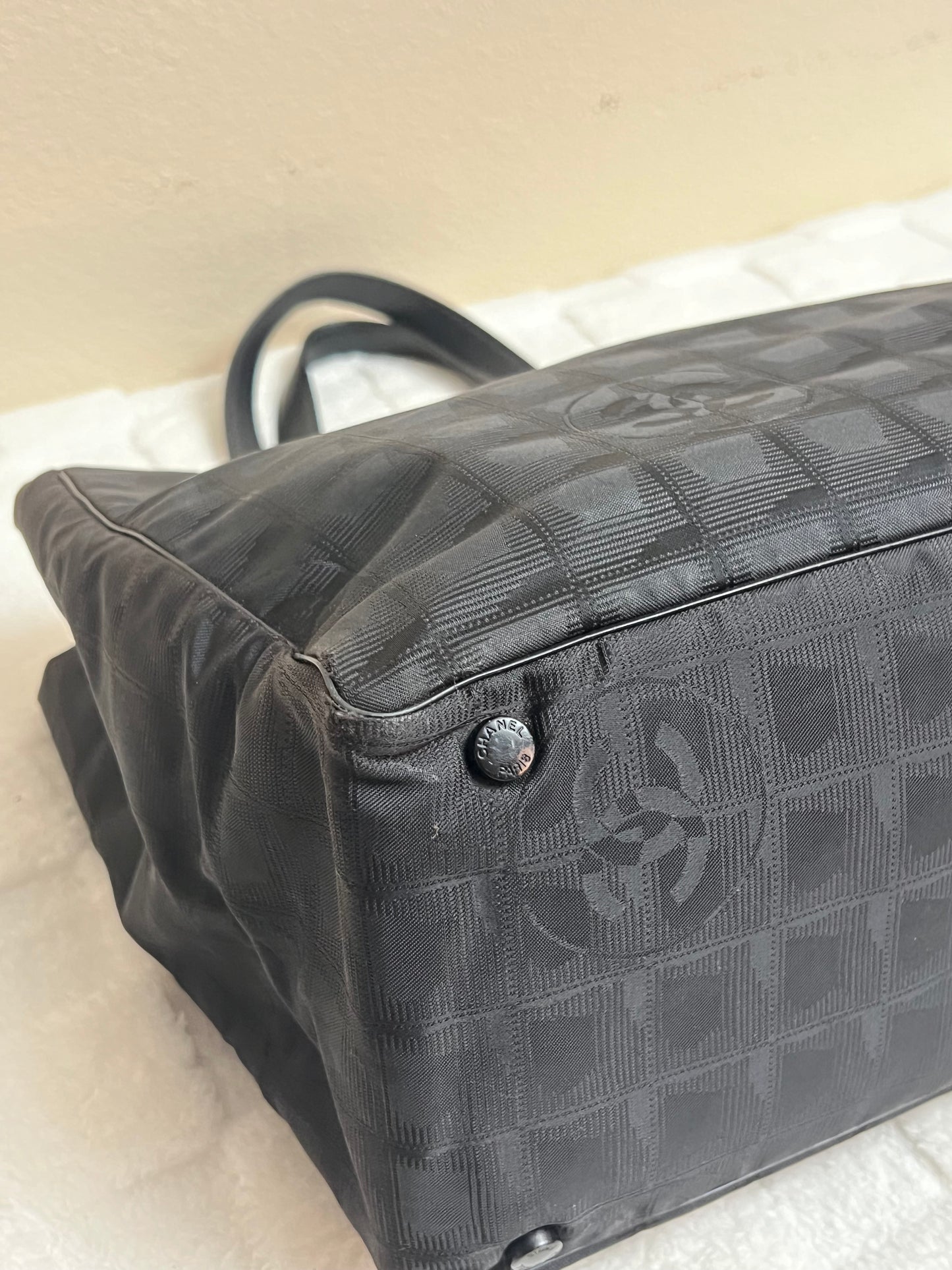 TRAVEL LINE TOTE
