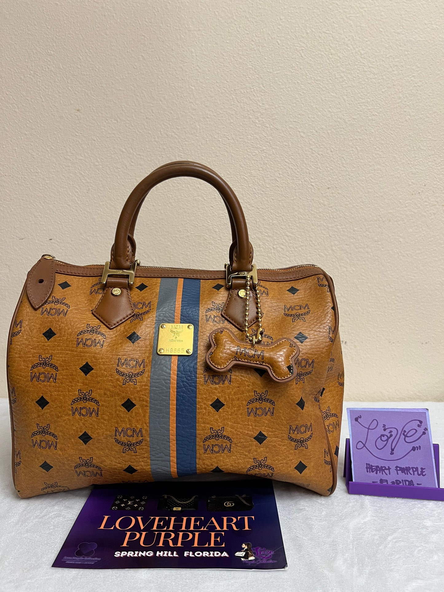 MCM BOSTON 30 w/ BONE