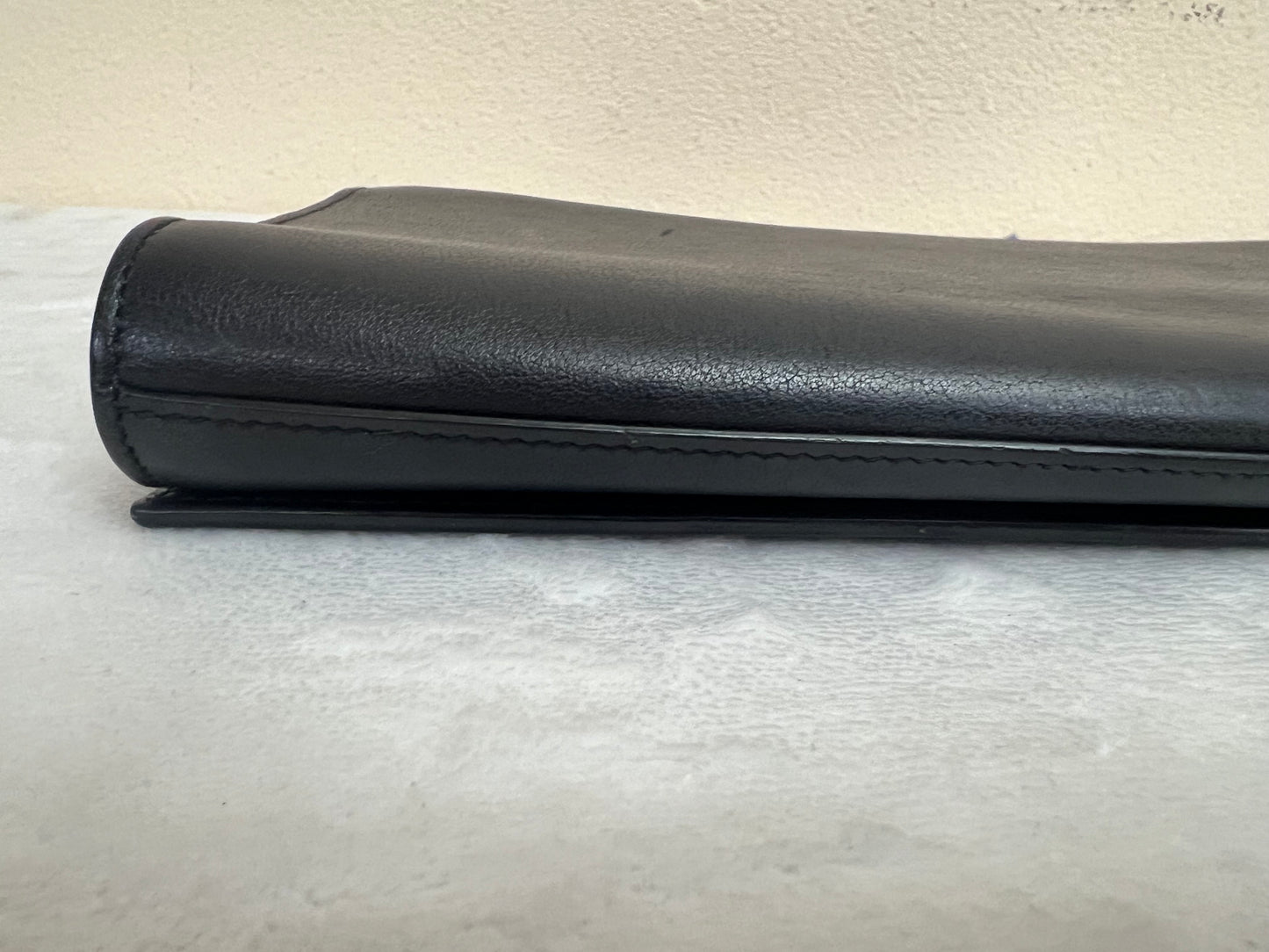 BELLE DE JOUR CLUTCH BLACK
