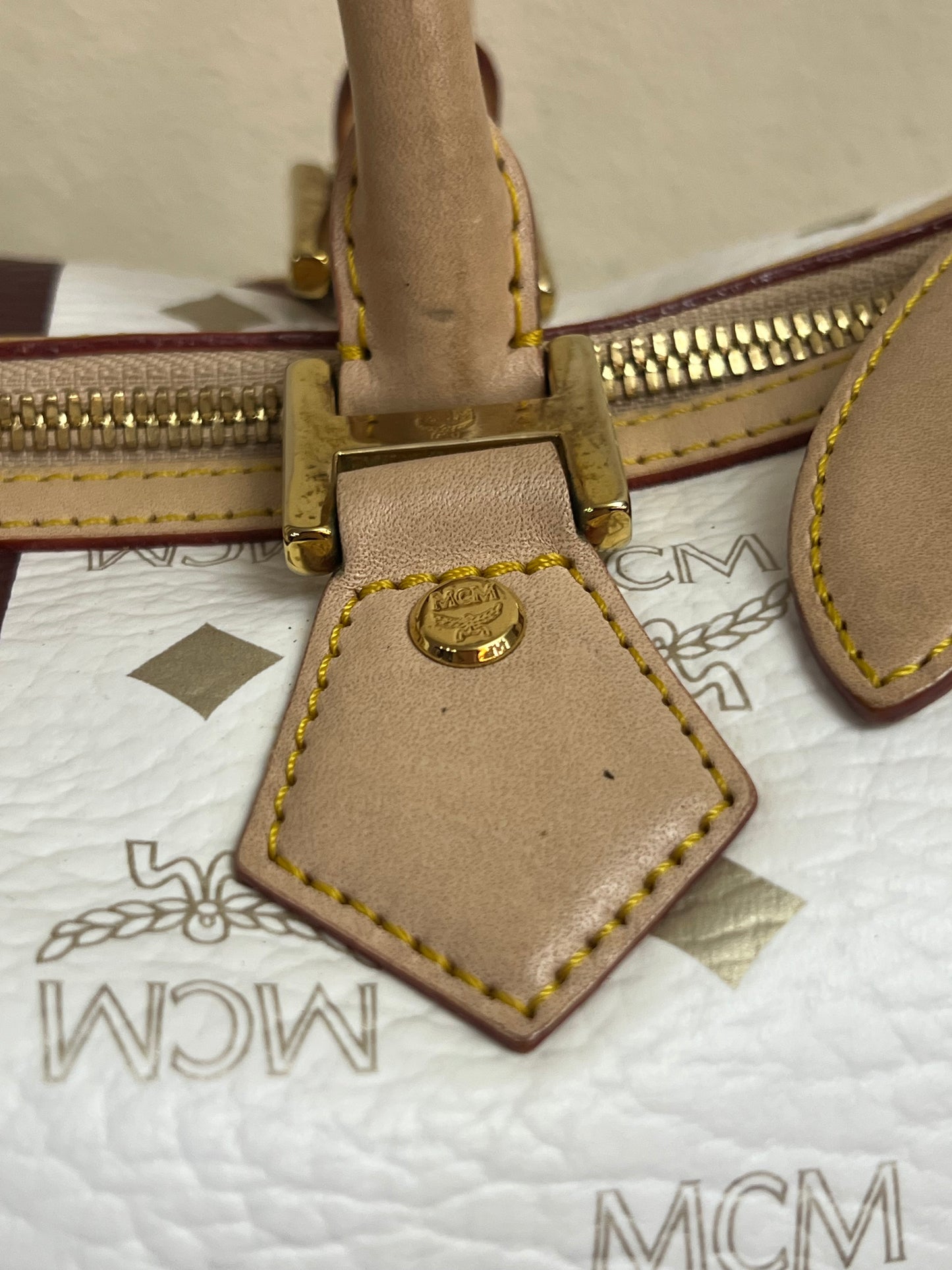 MCM BOSTON WHITE 30