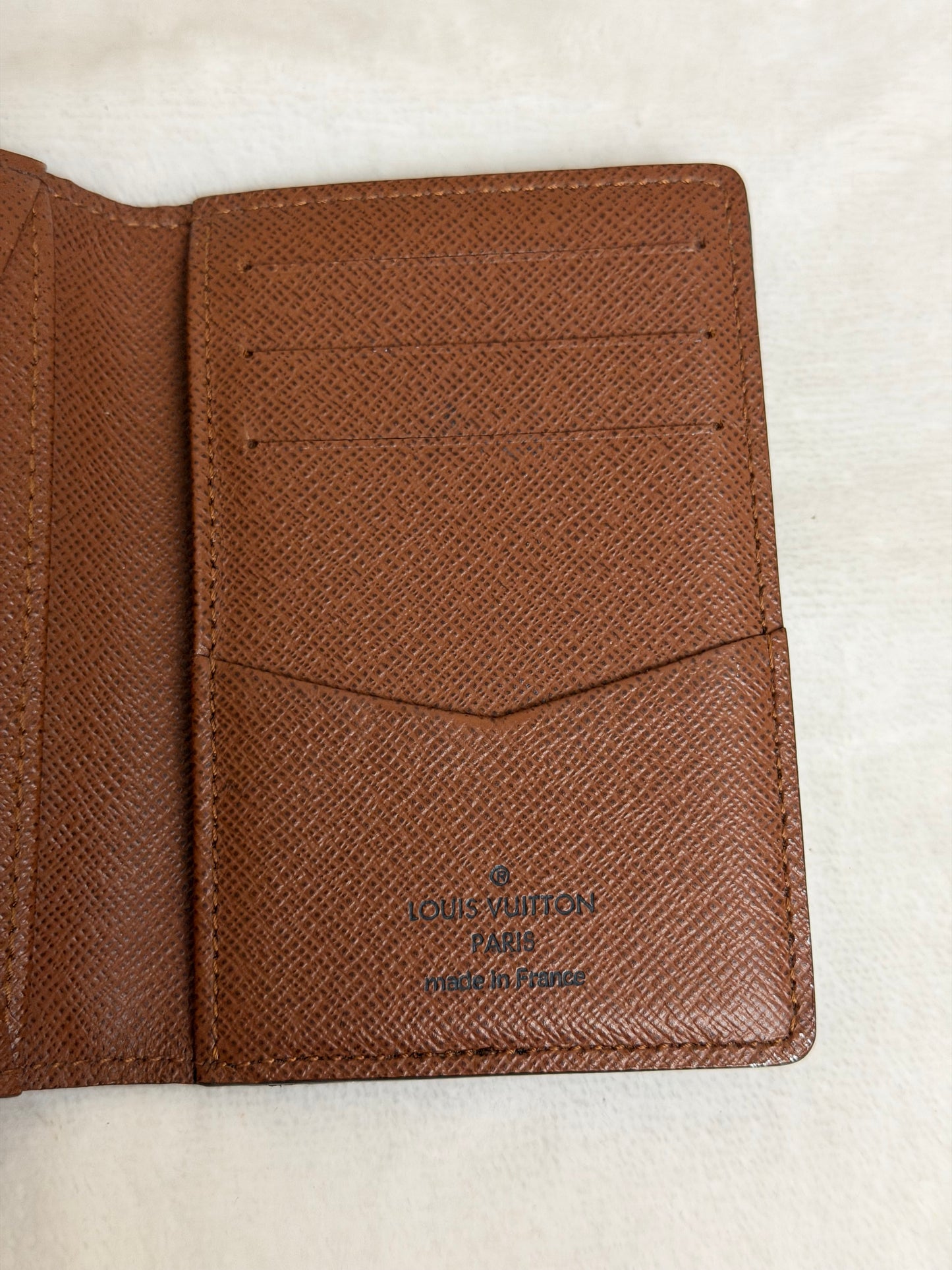 POCKET ORGANIZER